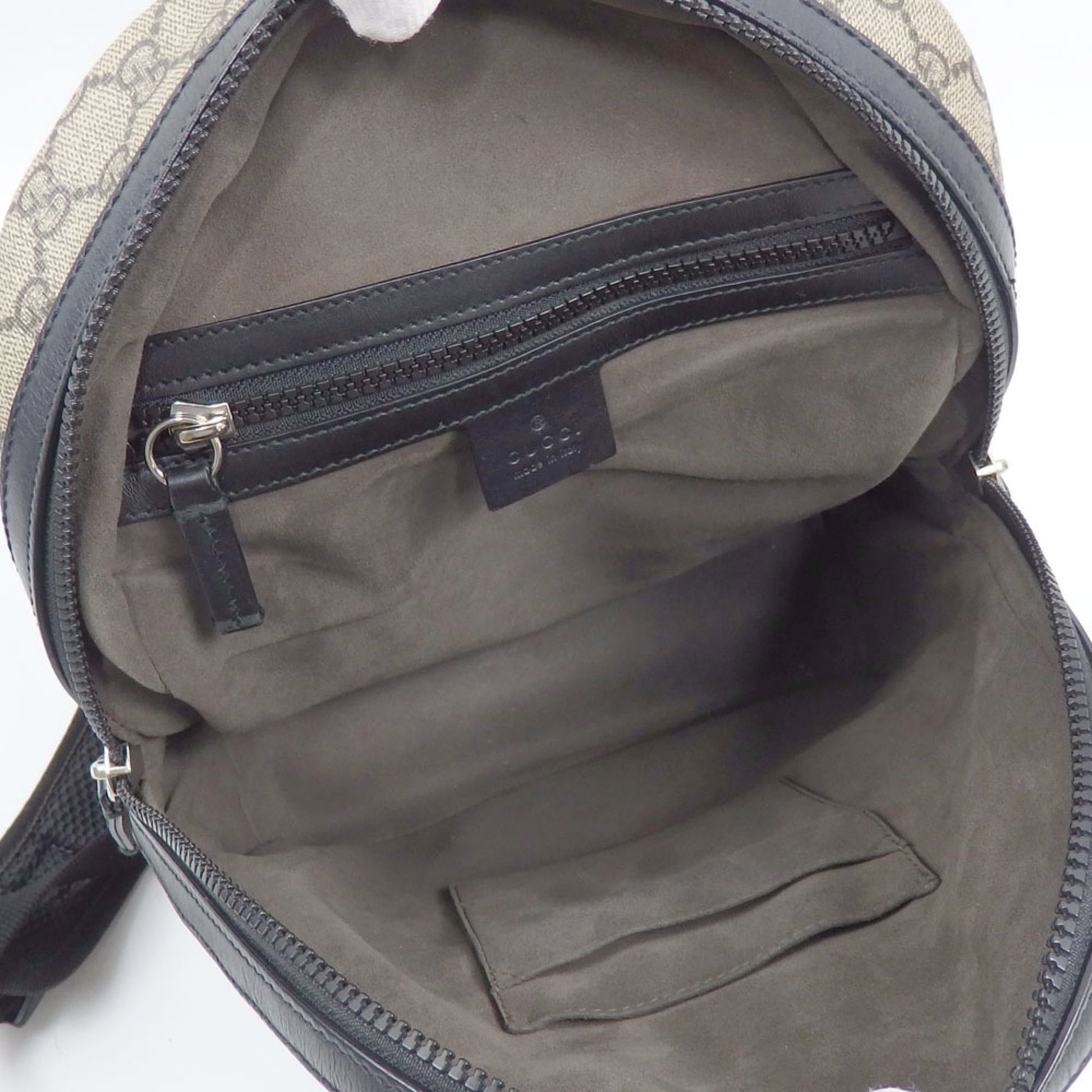 Gucci Beige Black Gg Supreme Leather Backpack