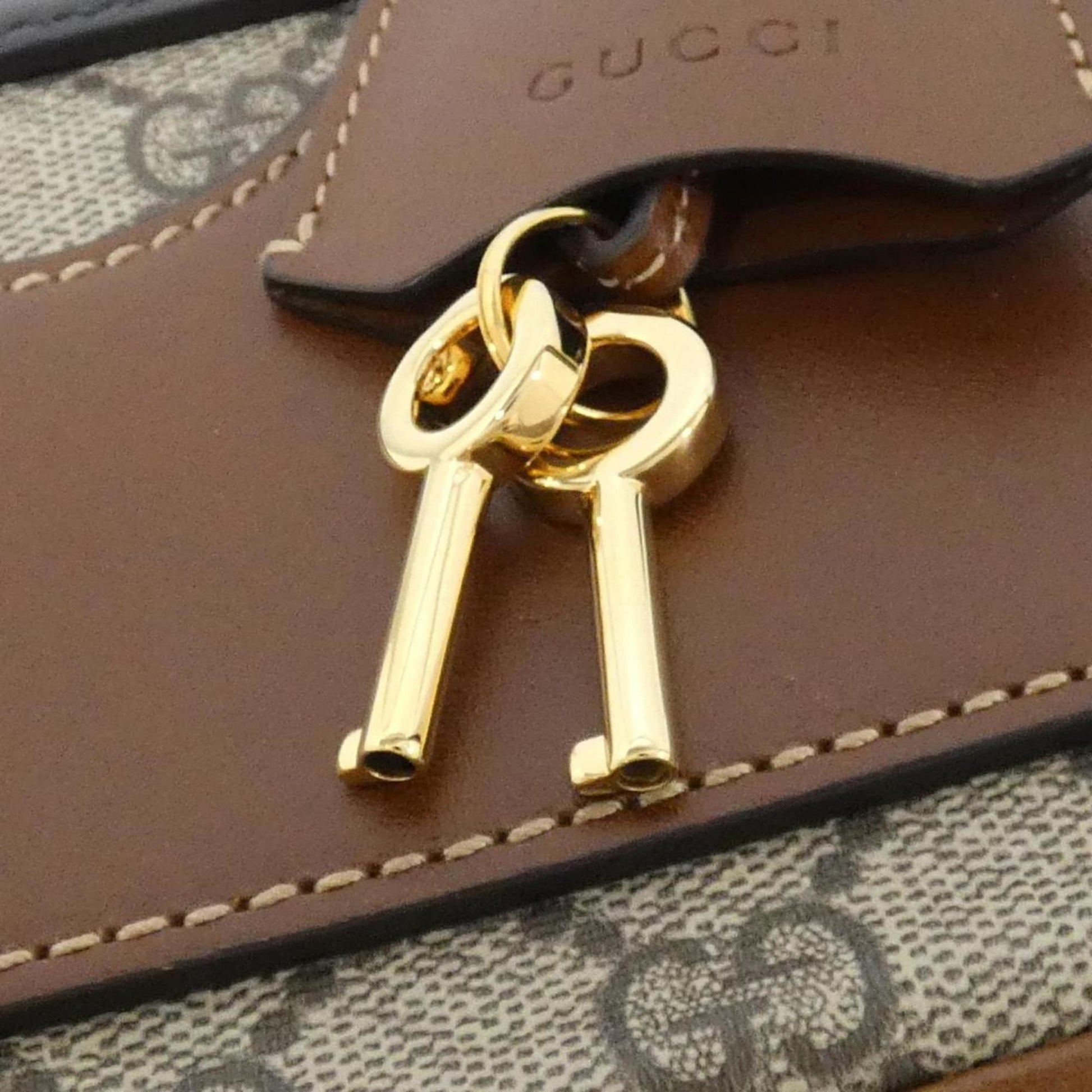 Gucci Beige Black Brown Gg Supreme Shoulder Bag