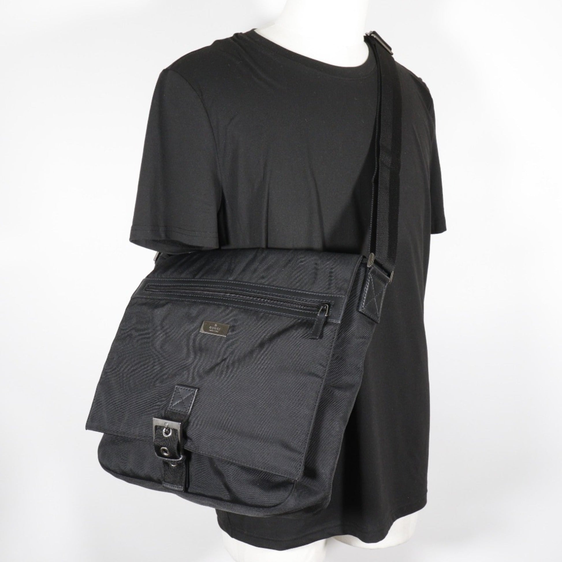 Gucci Black Nylon Canvas Shoulder Bag
