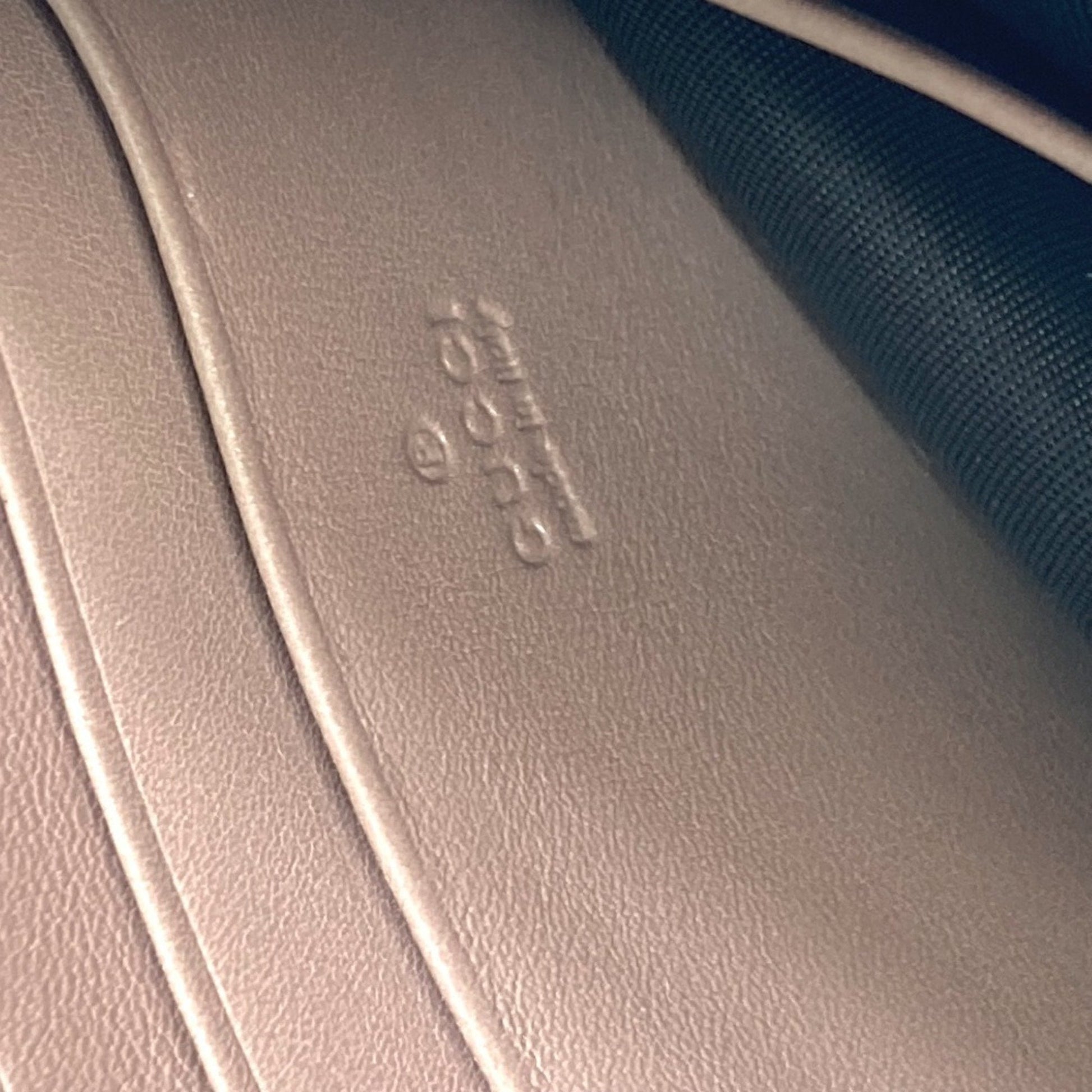 Gucci Beige Shoulder Bag