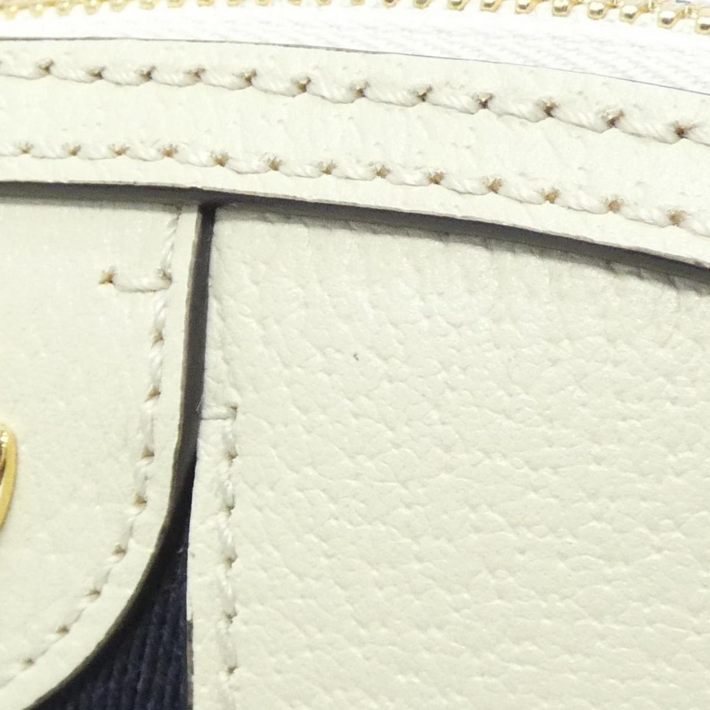 Gucci White Leather Handbag