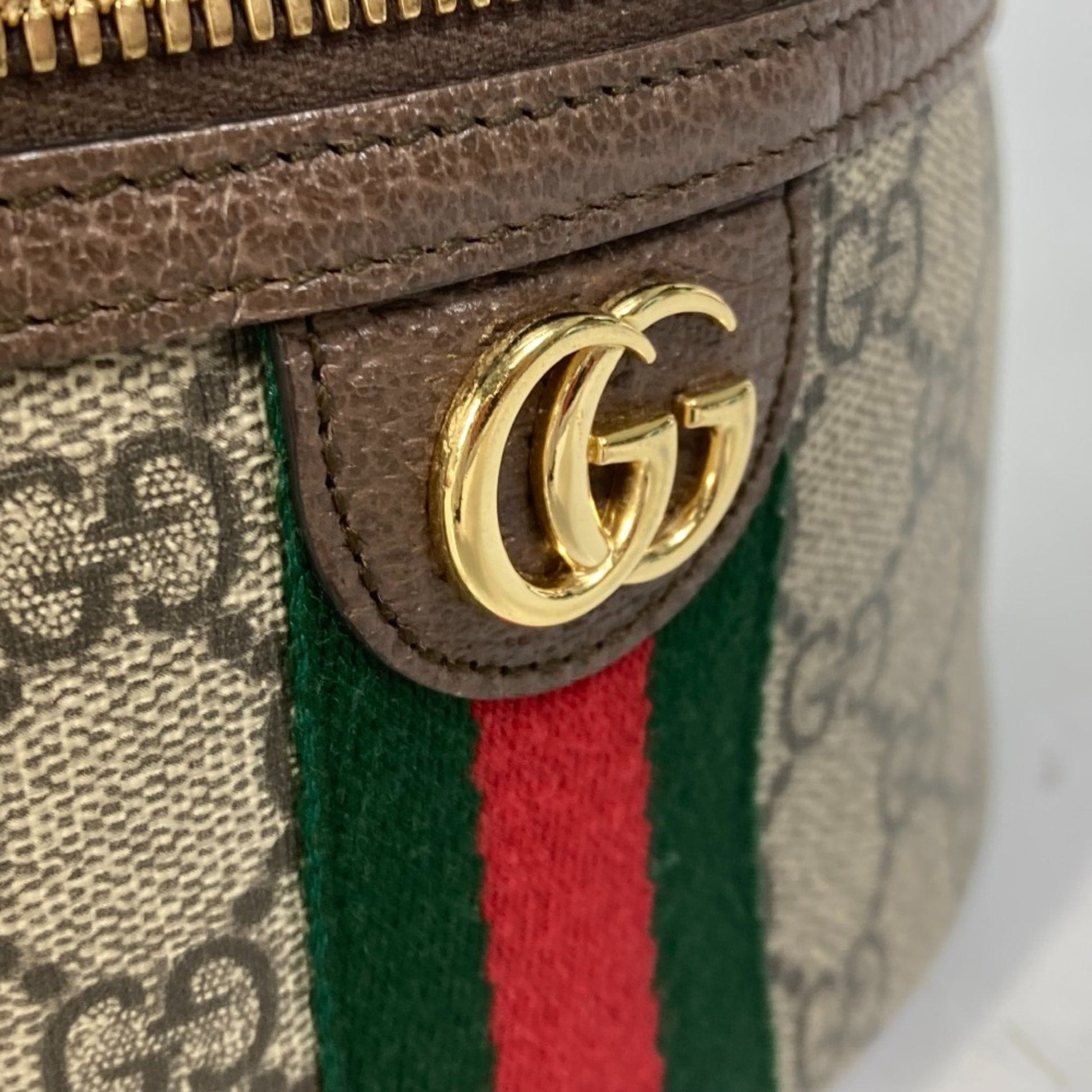 Gucci Beige Gg Supreme Handbag Vanity Bag