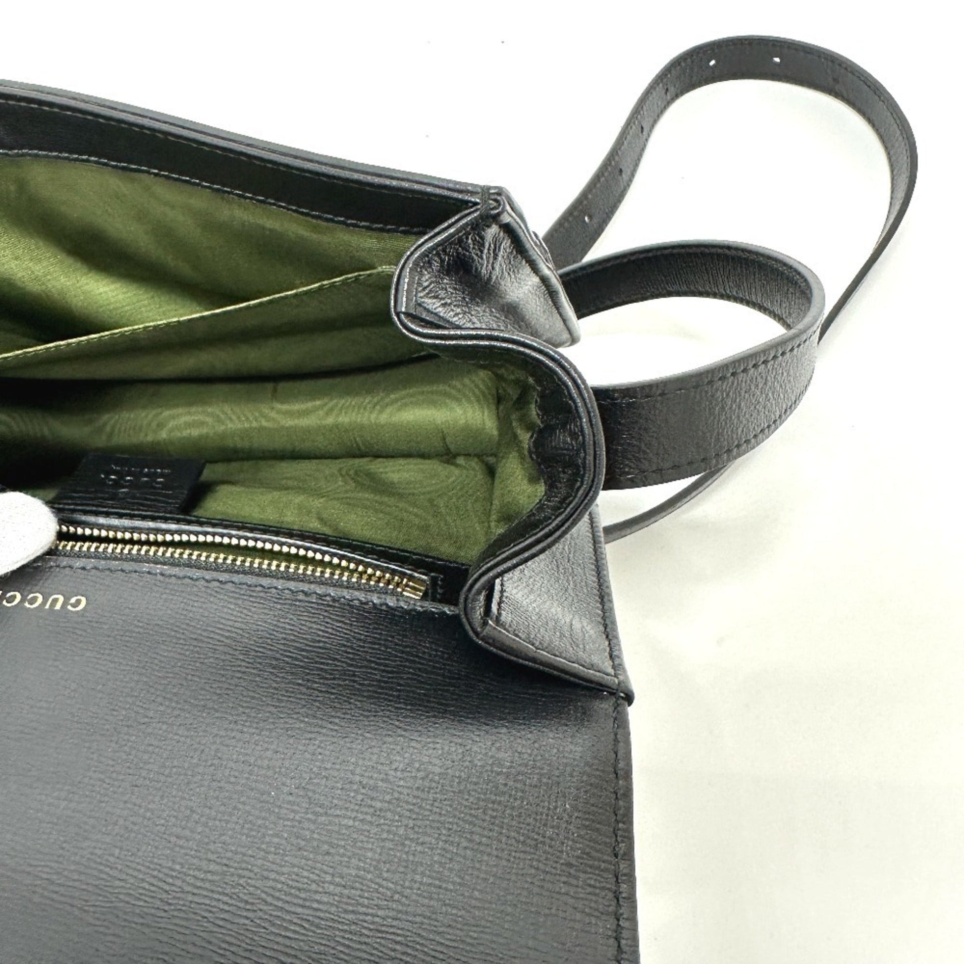 Gucci Black Leather Shoulder Bag