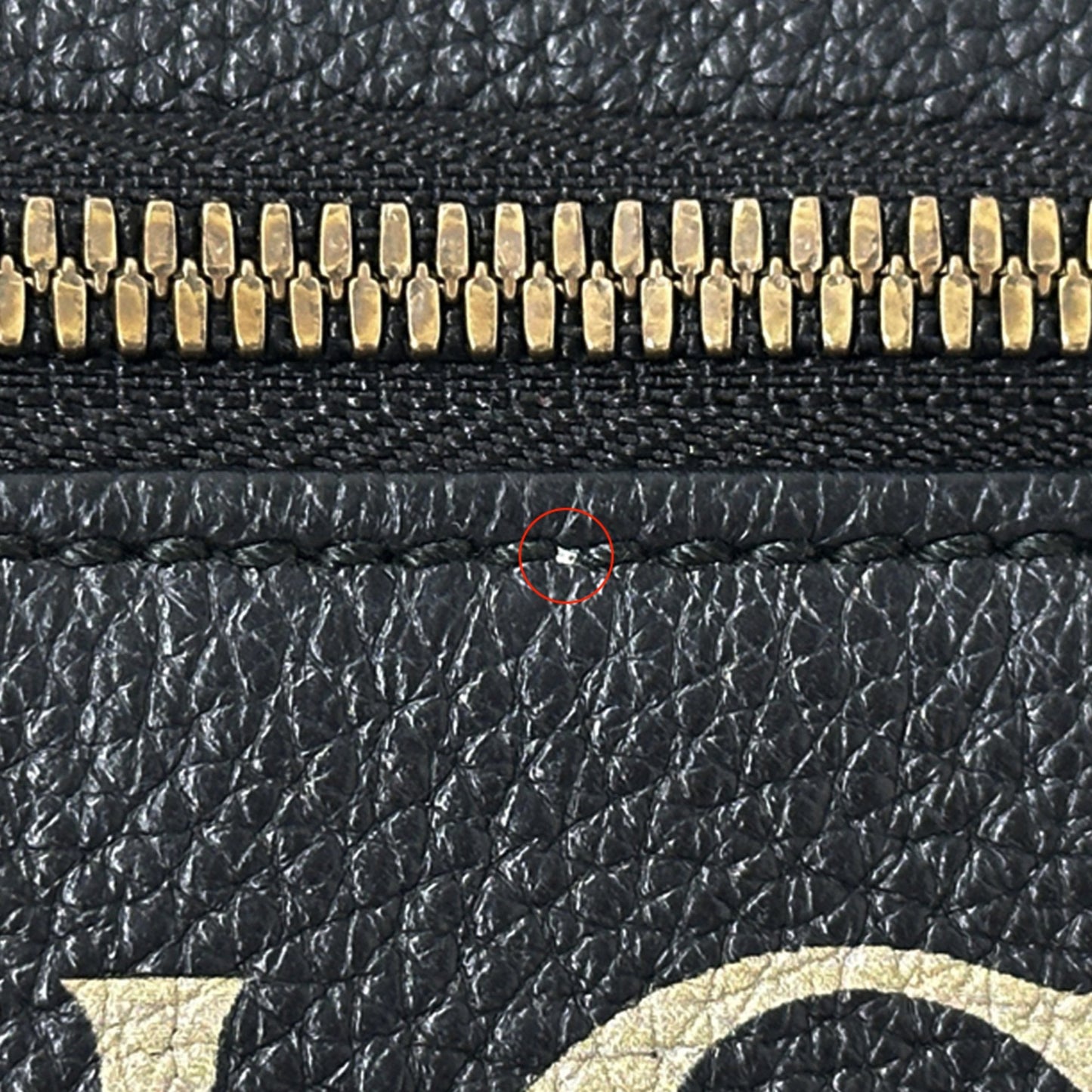 Gucci Black Leather Fanny Pack Sling Bag