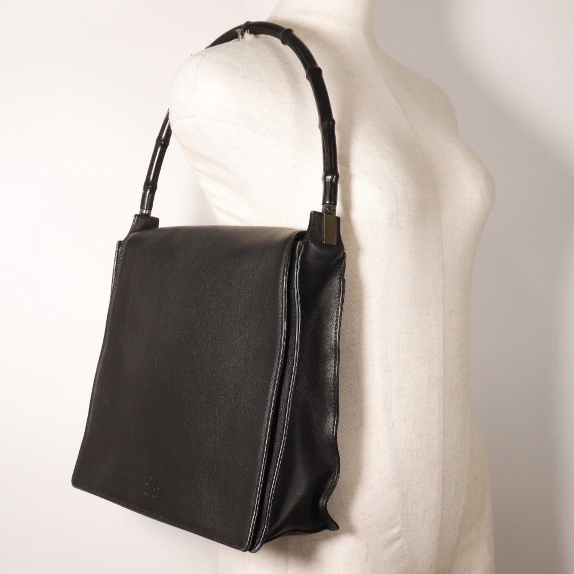 Gucci Black Leather Shoulder Bag