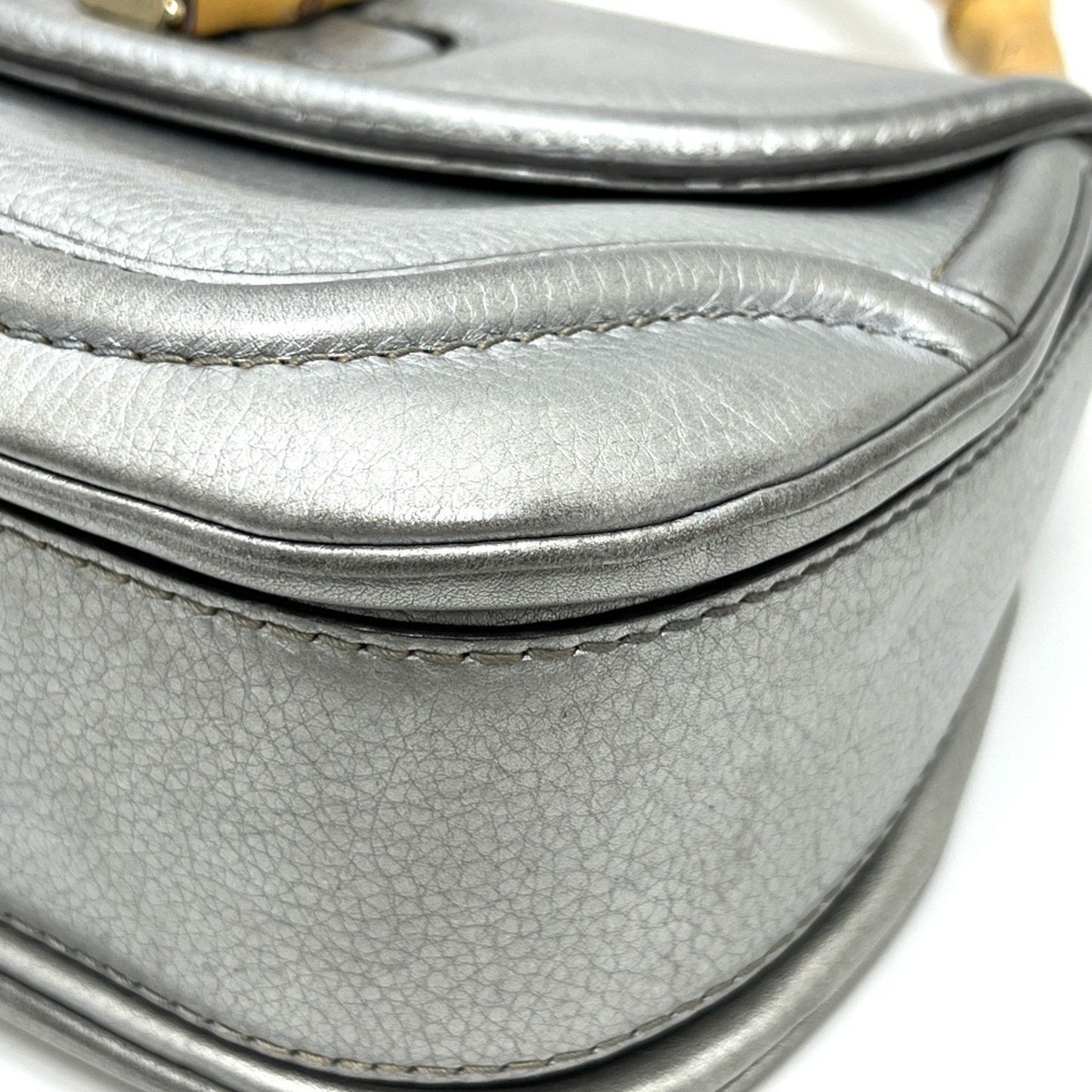 Gucci Silver Leather Handbag