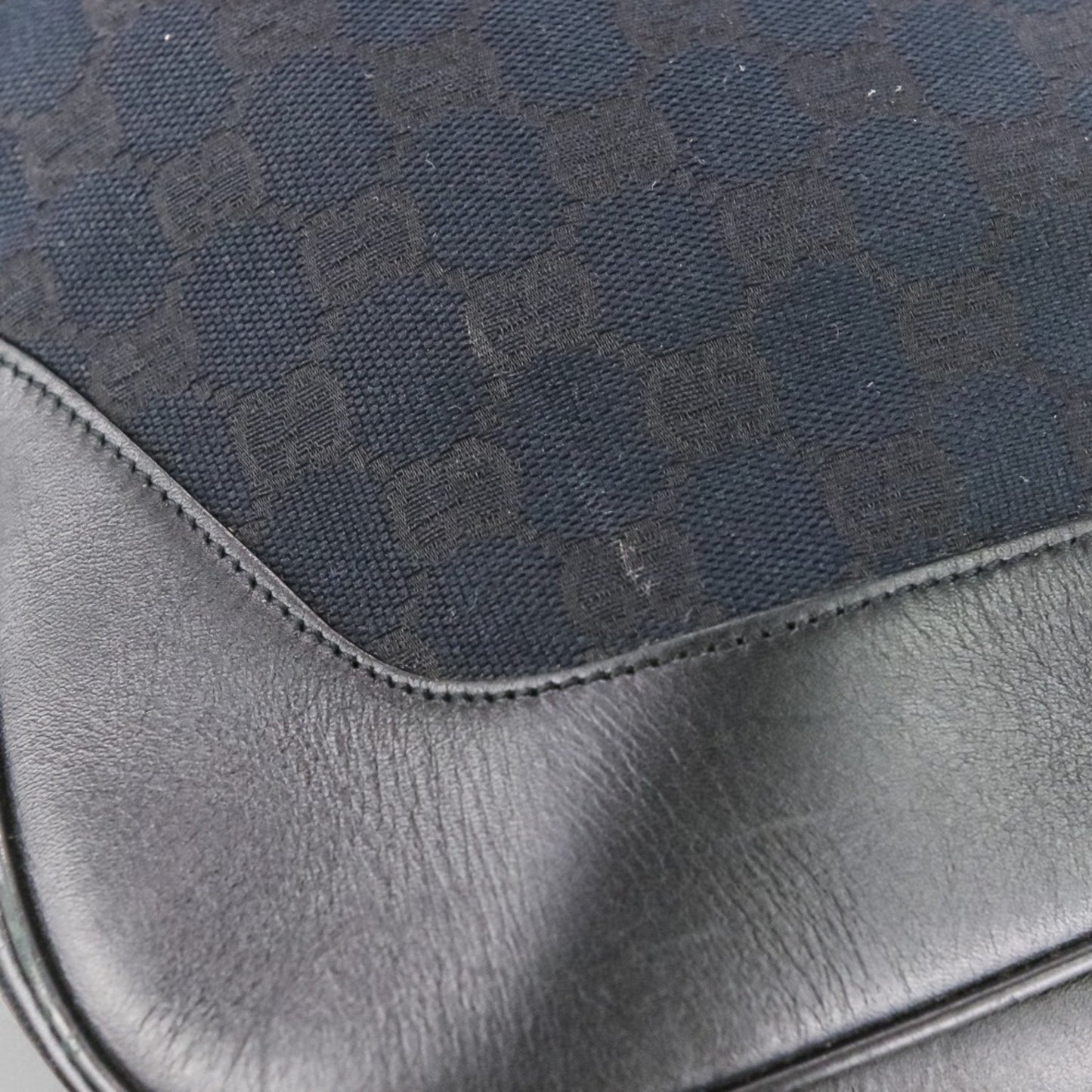 Gucci Black Leather Gg Canvas Handbag Shoulder Bag