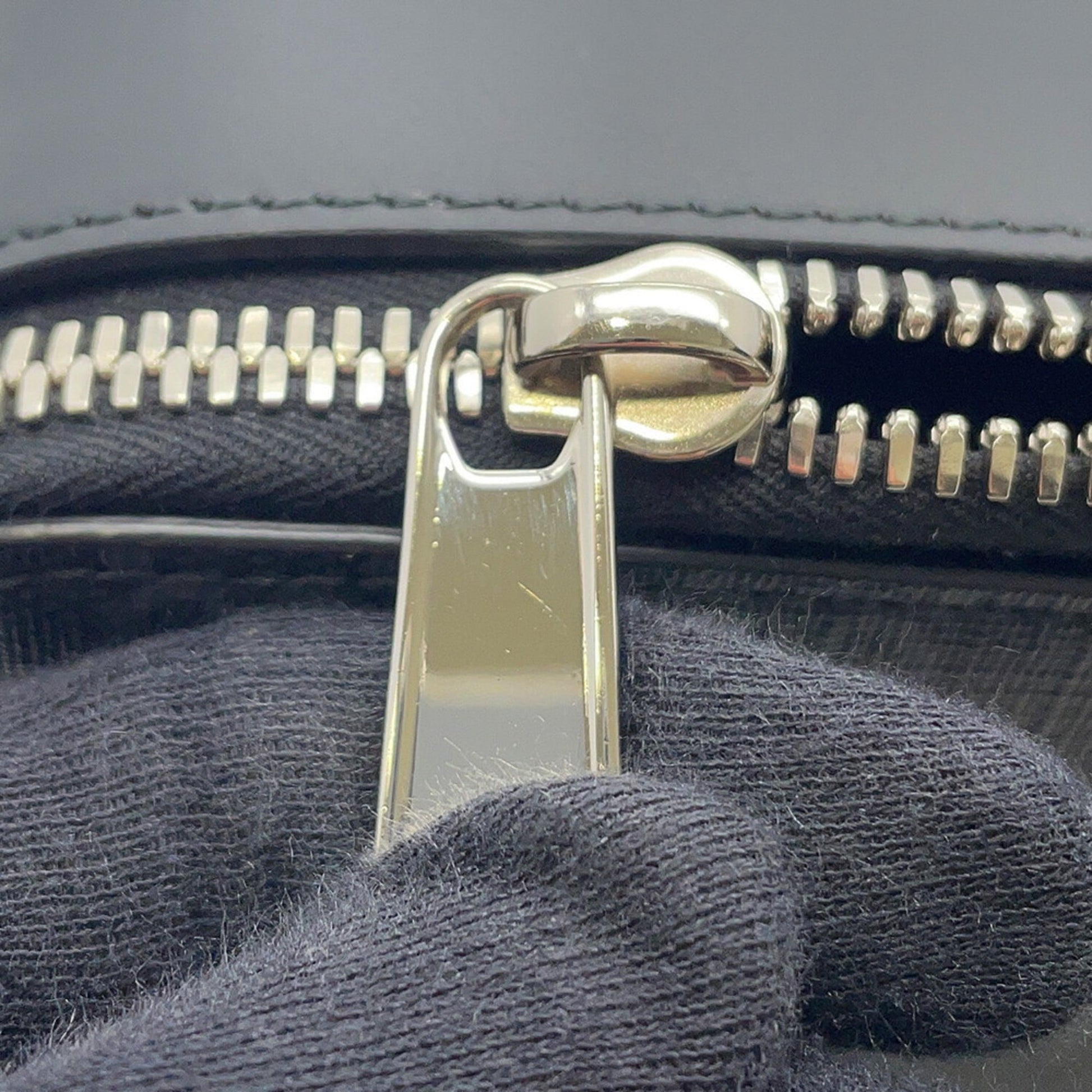Gucci Black Gg Supreme Leather Shoulder Bag