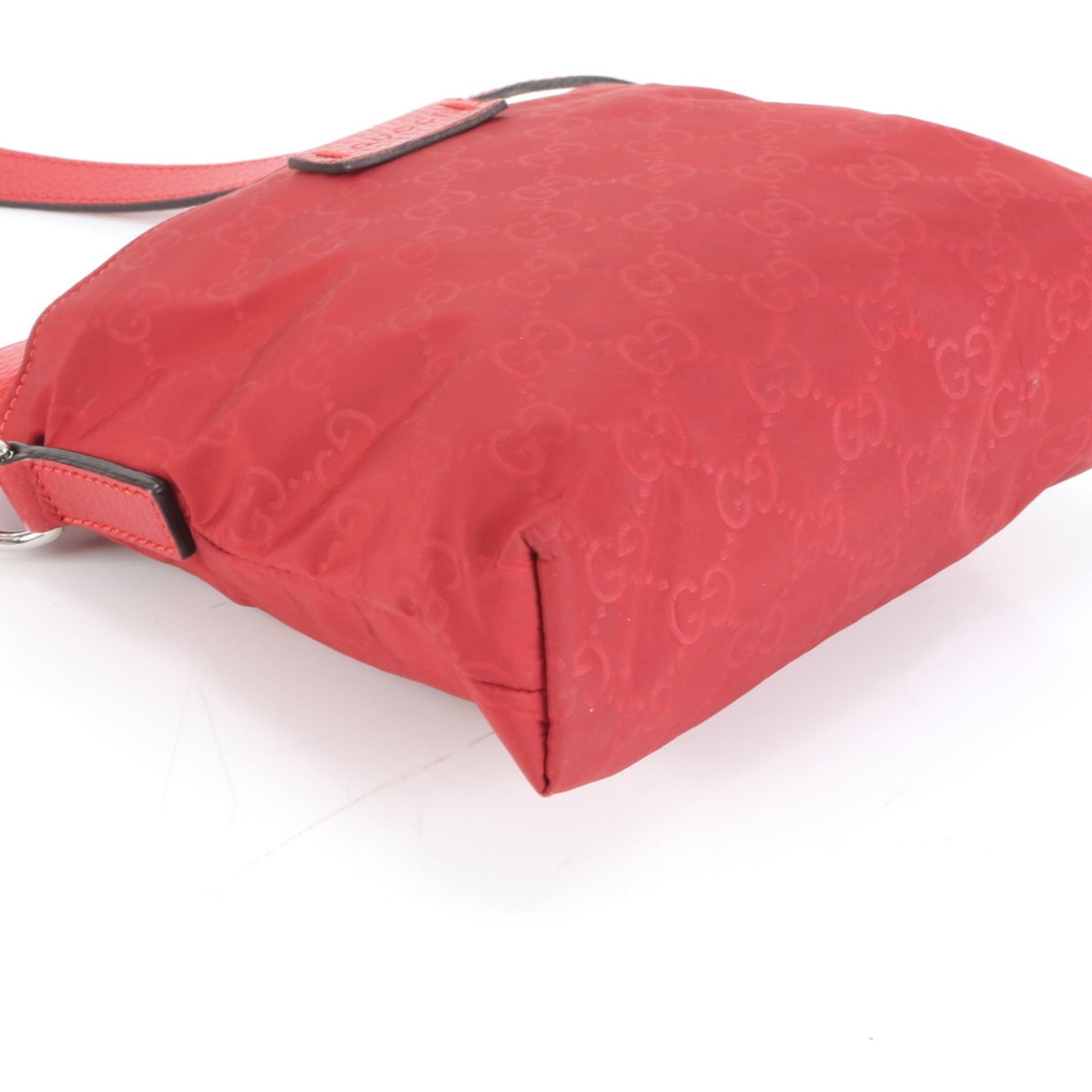 Gucci Red Color Nylon Leather Shoulder Bag