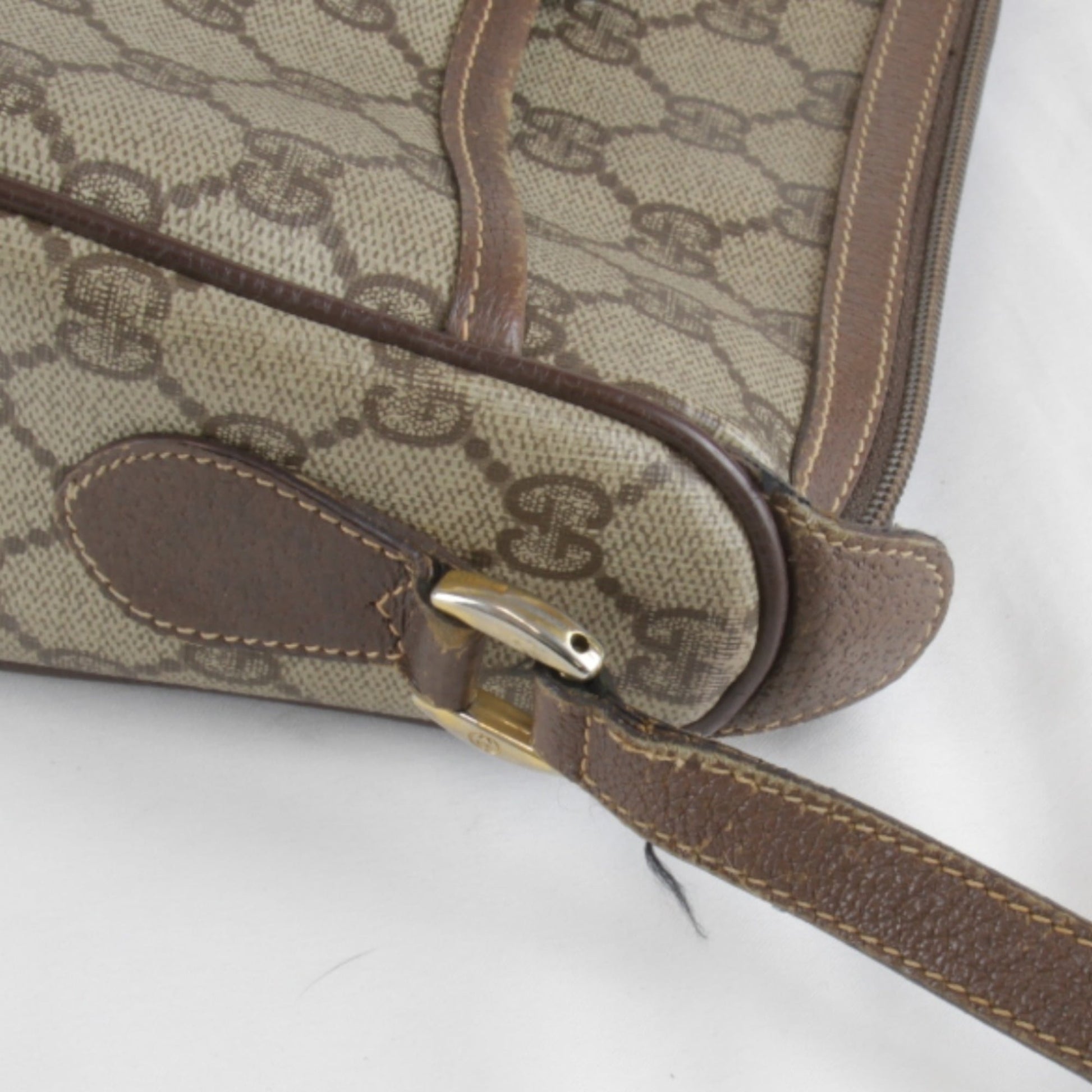 Gucci Brown Gg Supreme Shoulder Bag