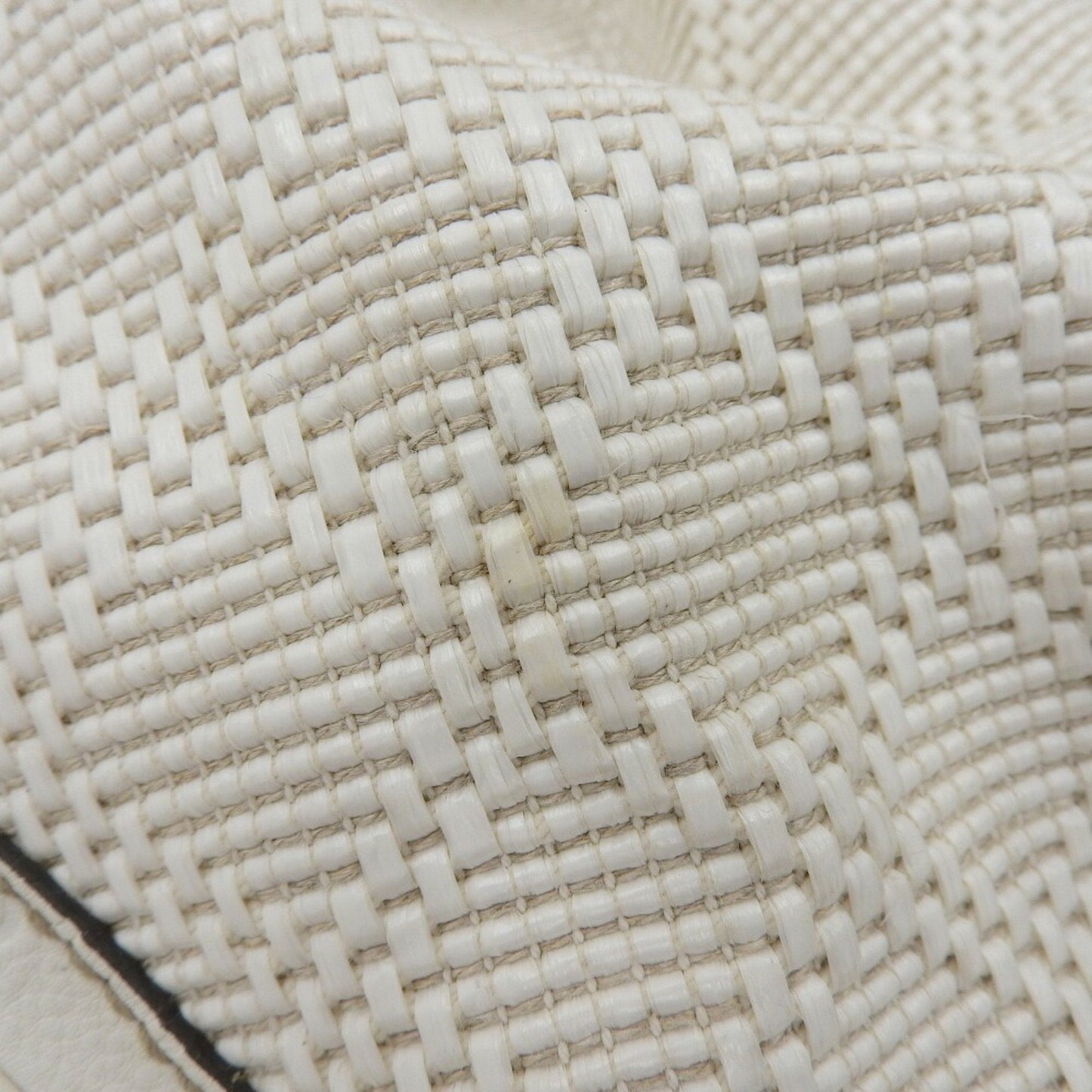 Gucci White Leather Handbag