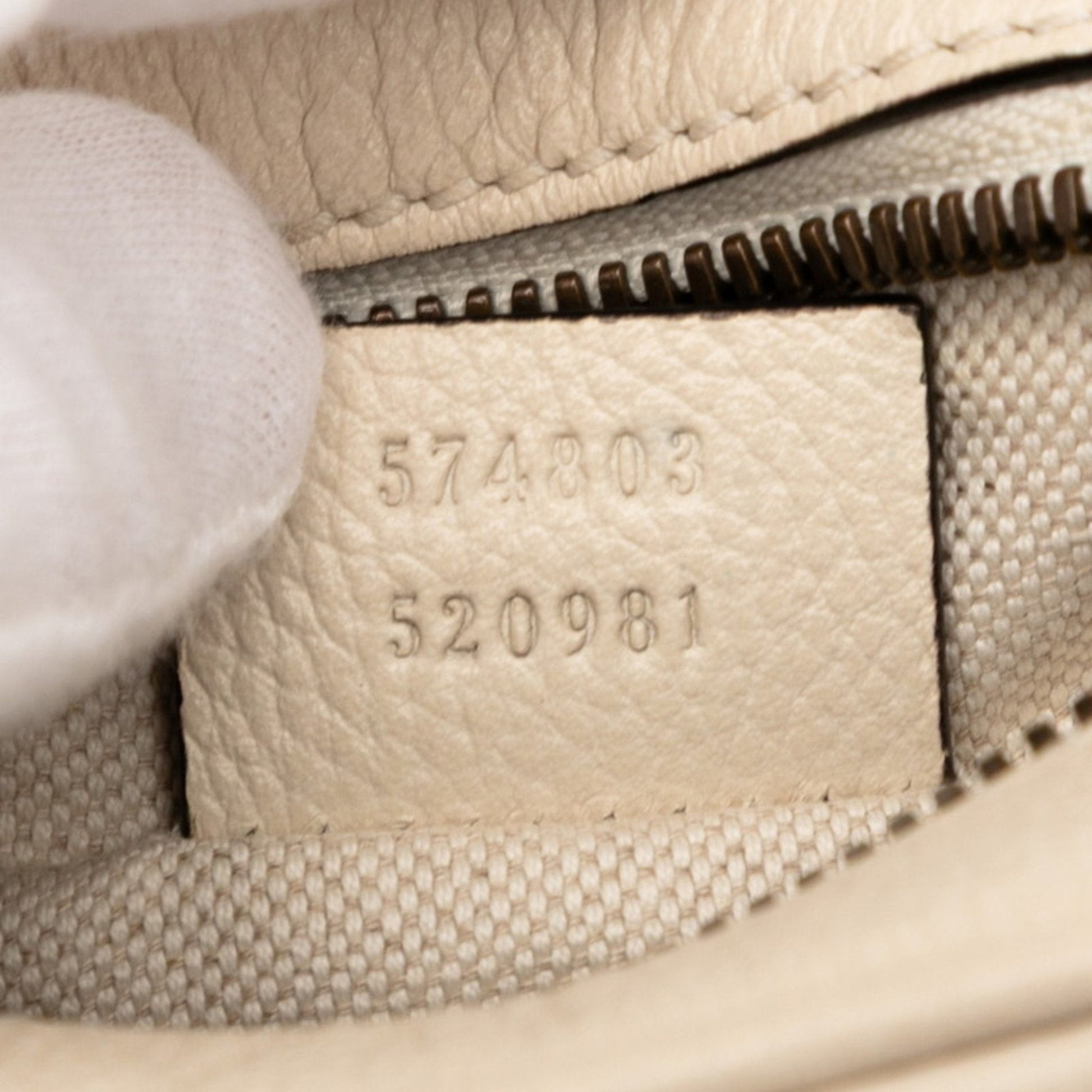 Gucci Ivory Leather Shoulder Bag