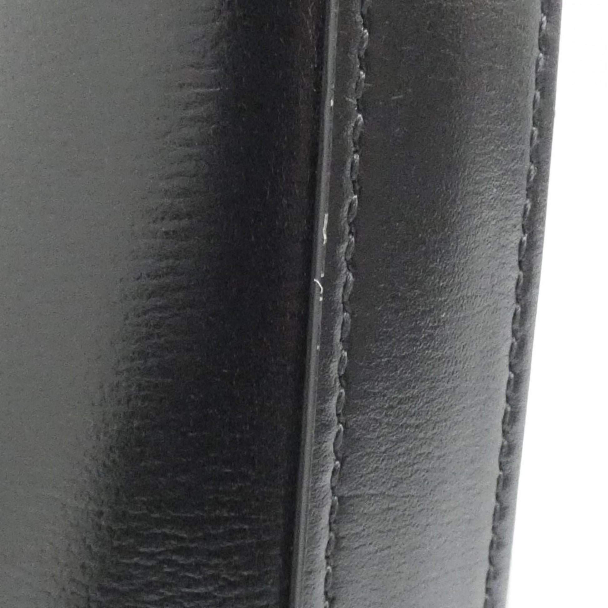 Gucci Black Leather Shoulder Bag