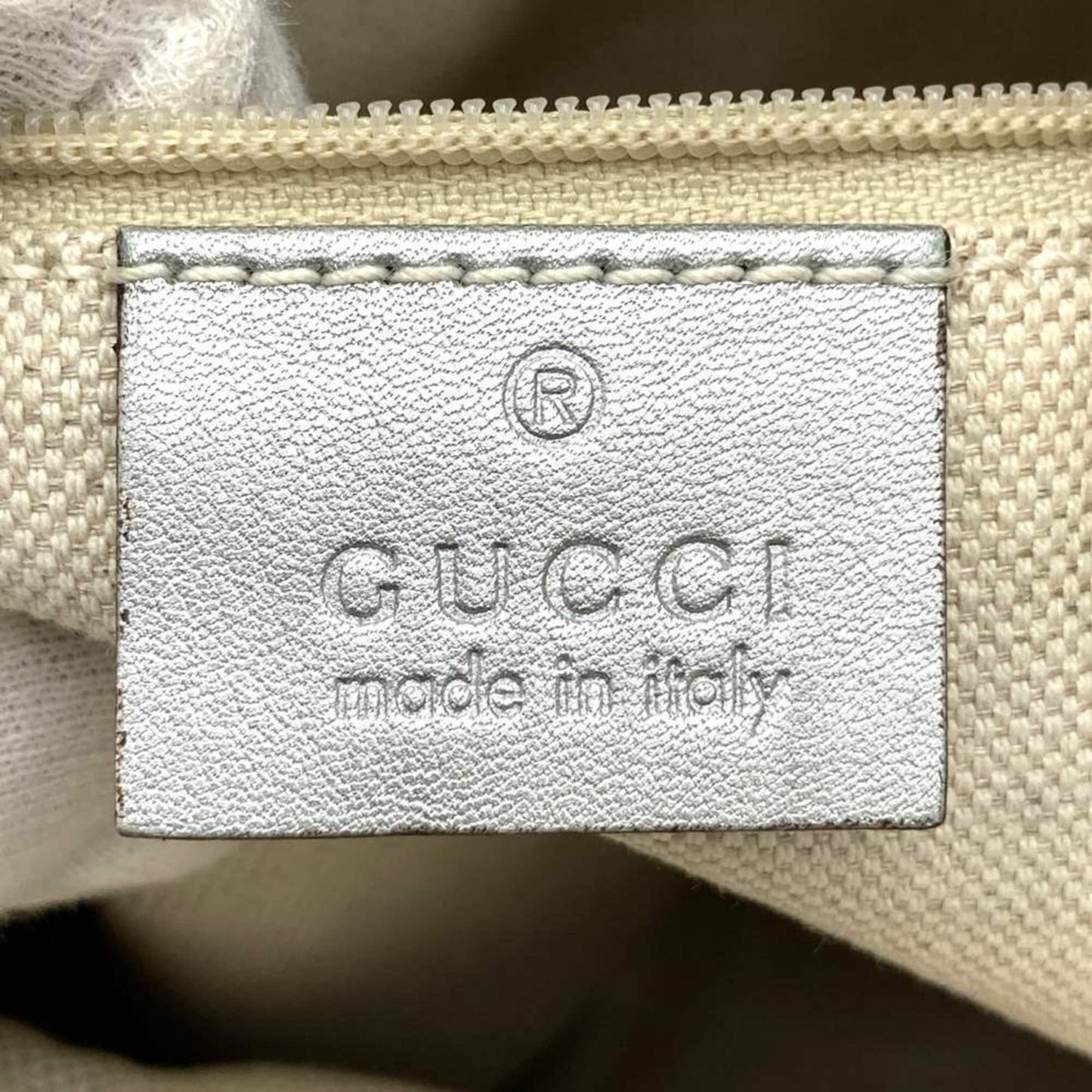 Gucci Abbey Silver Leather Shoulder Bag