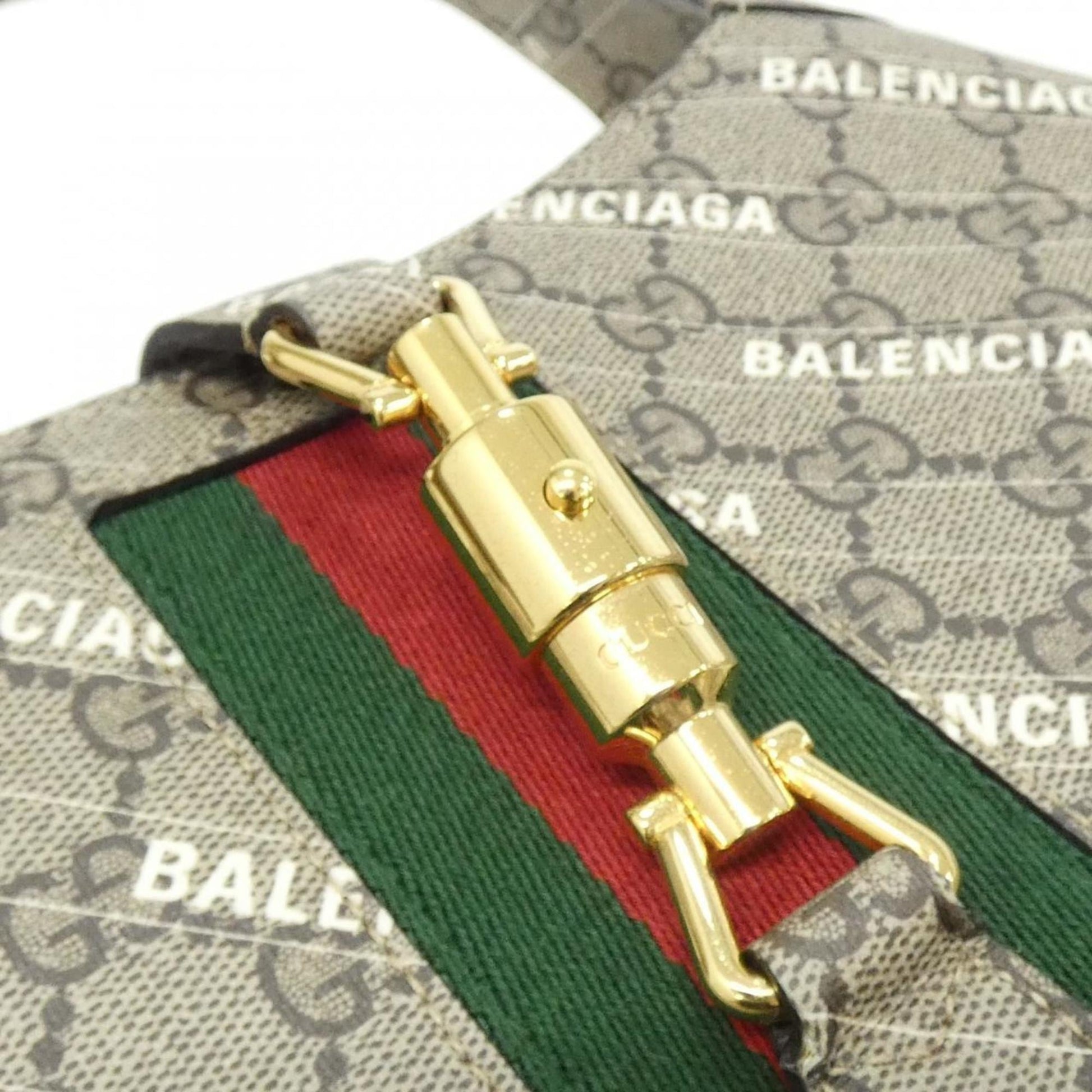 Gucci Beige White Gg Supreme Shoulder Bag