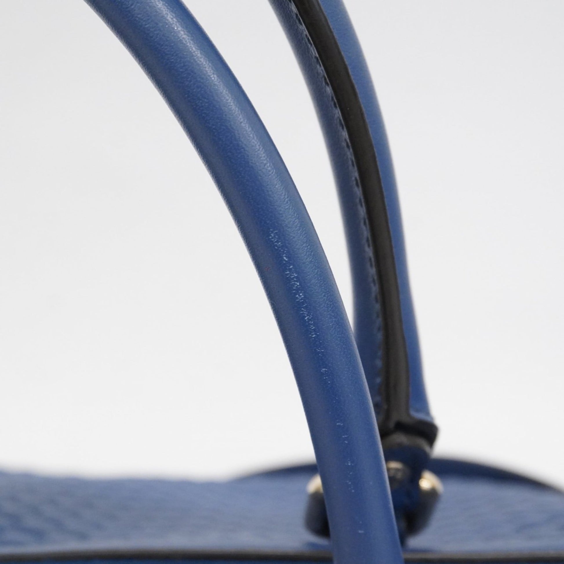 Gucci Blue Leather Handbag