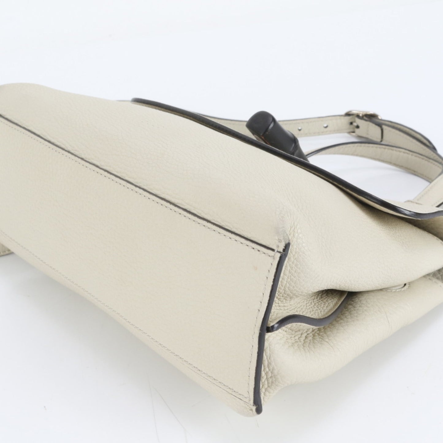 Gucci Ivory Leather Shoulder Bag