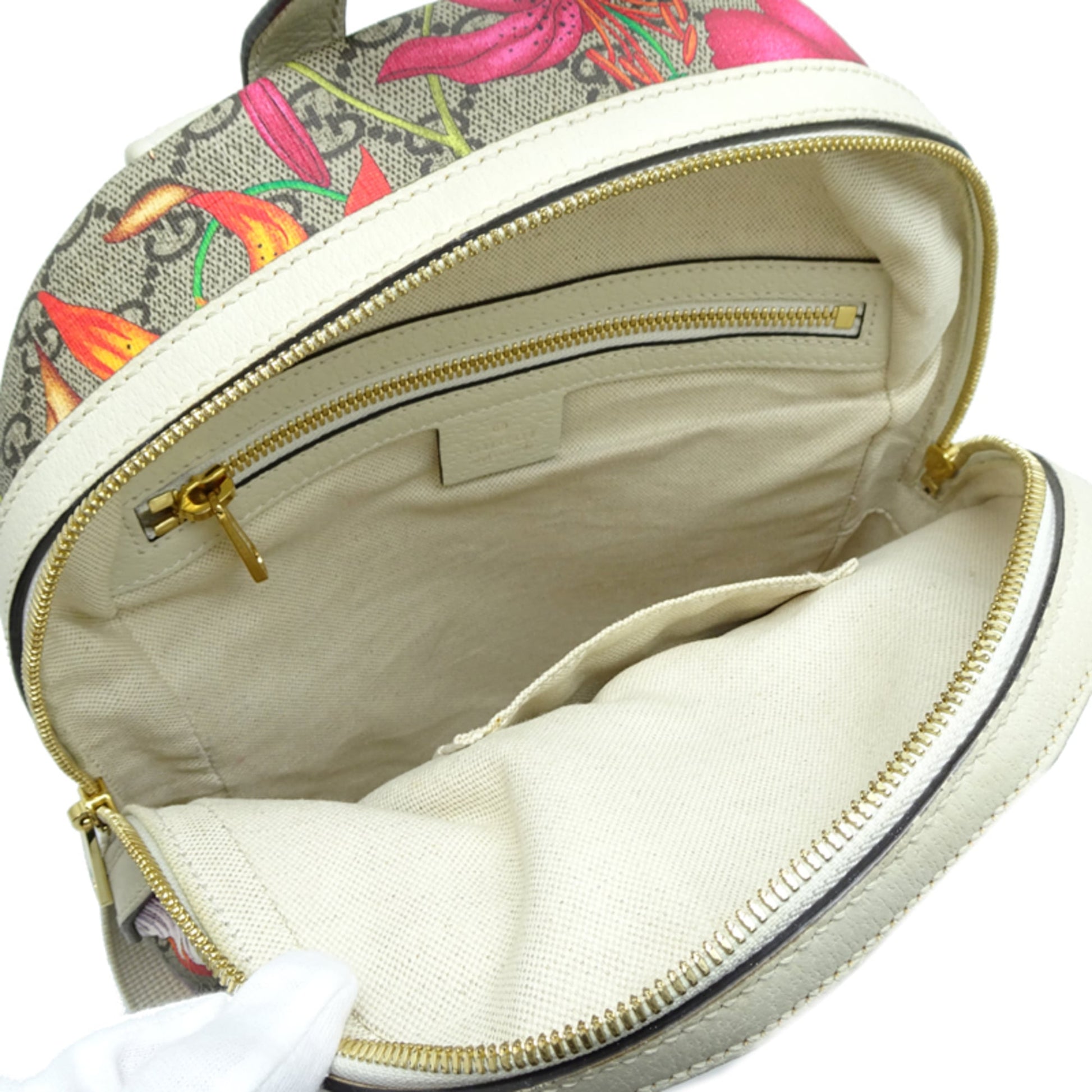 Gucci Beige White Gg Supreme Leather Backpack
