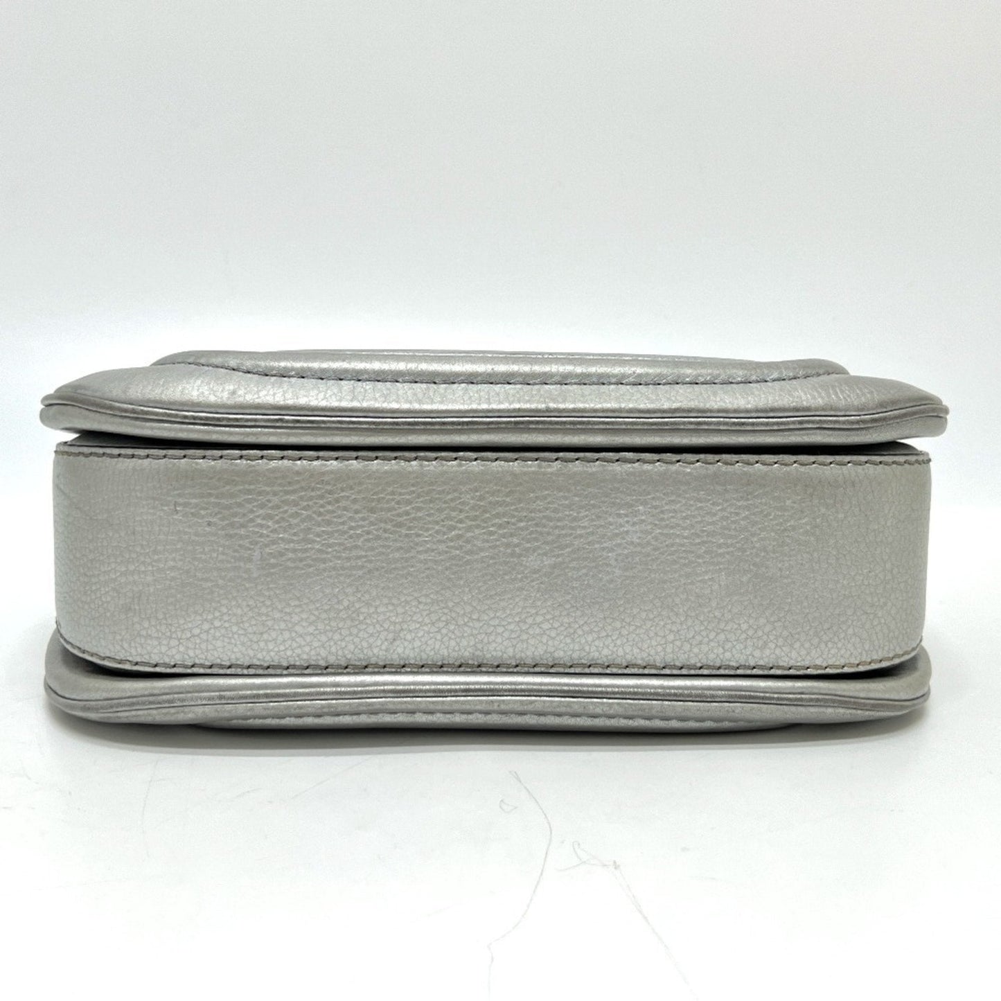Gucci Silver Leather Handbag