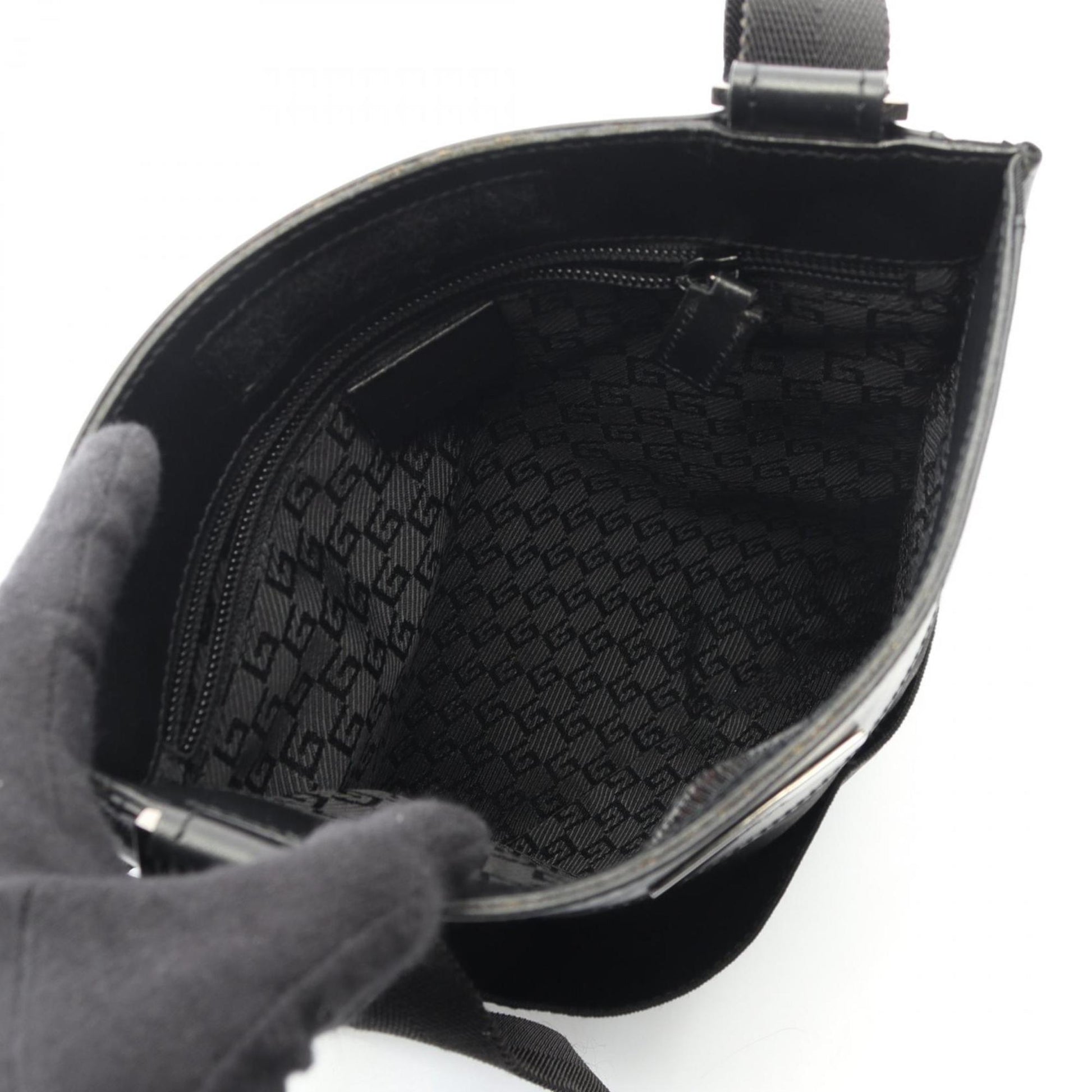 Gucci Black Canvas Leather Shoulder Bag