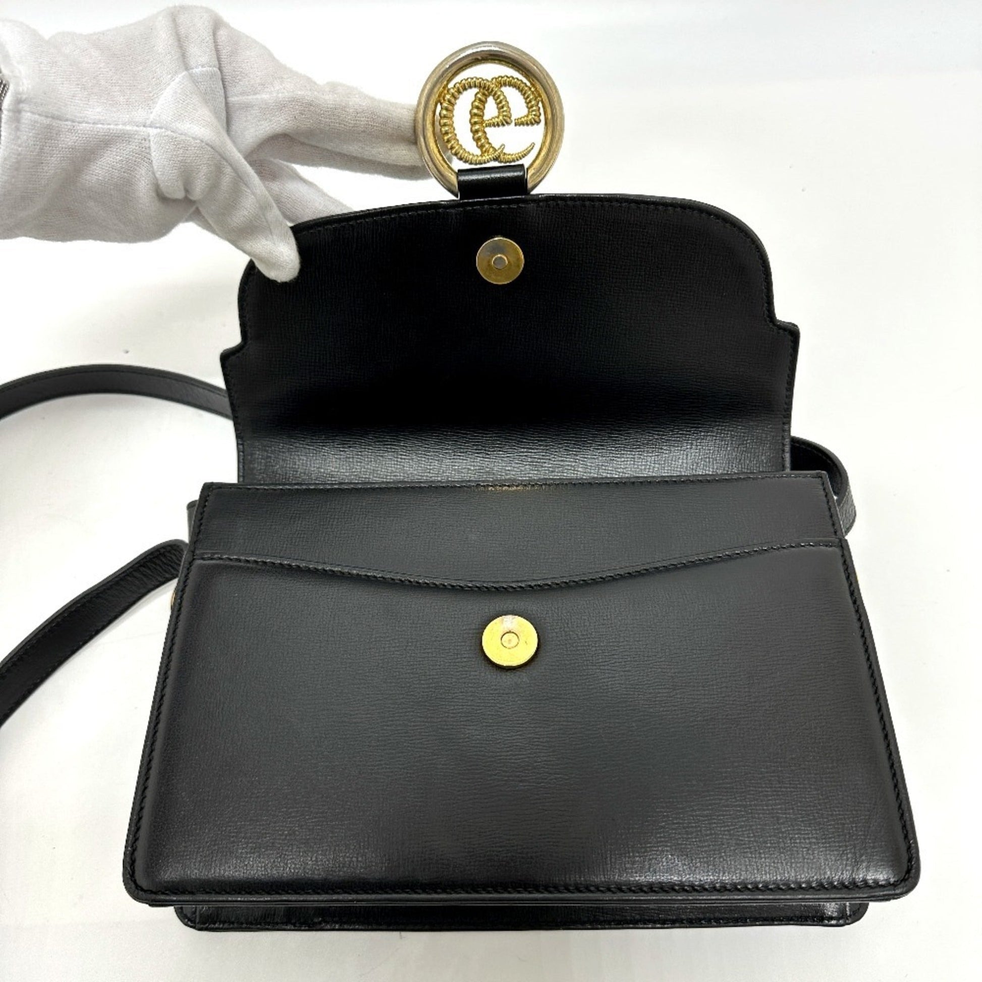 Gucci Black Leather Shoulder Bag