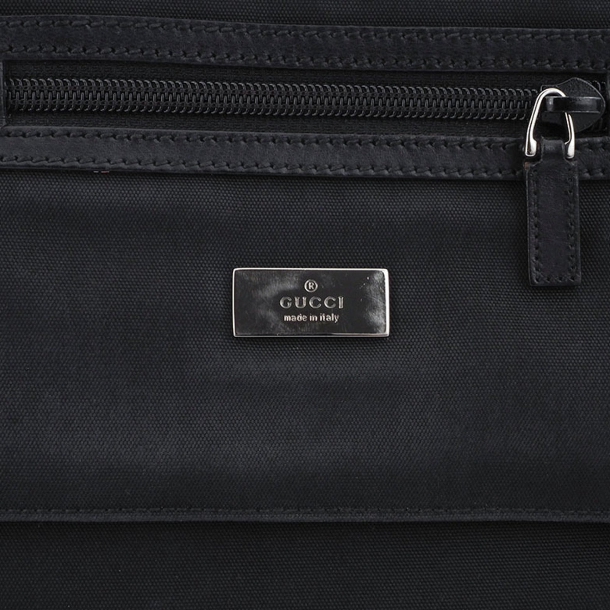 Gucci Black Nylon Messenger Bag Shoulder Bag