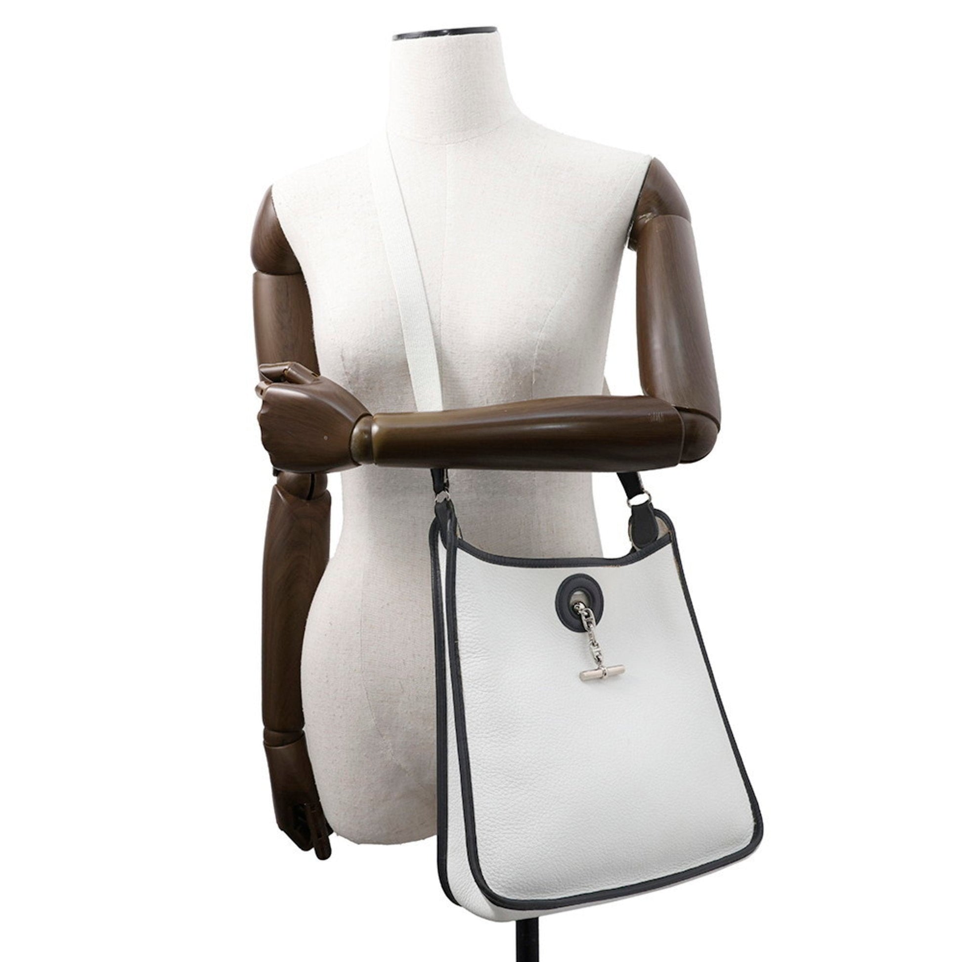Hermes Vespa Taurillon Clemence Shoulder Bag Leather Black White