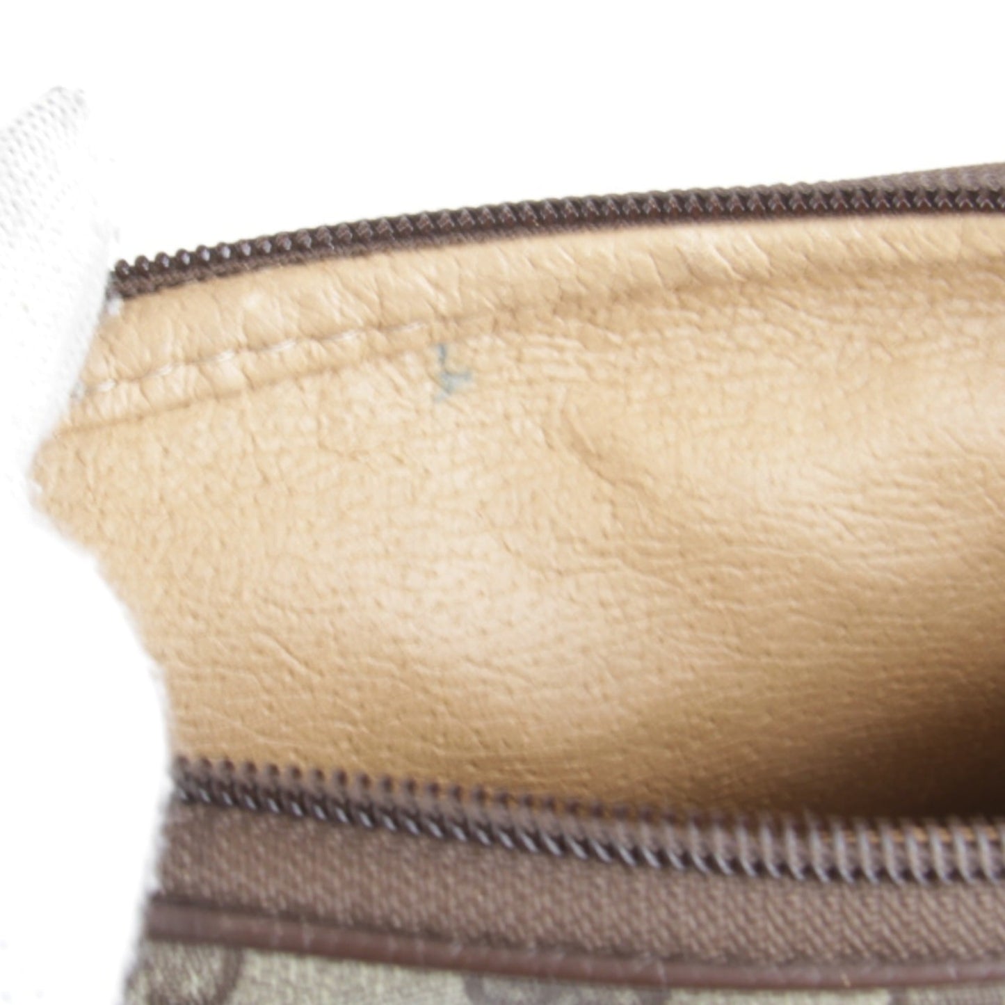 Gucci Brown Gg Supreme Pouch