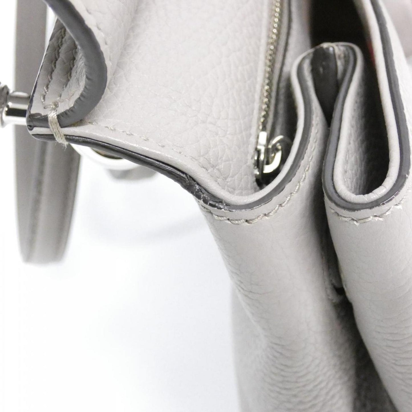 Gucci Light Gray Leather Handbag