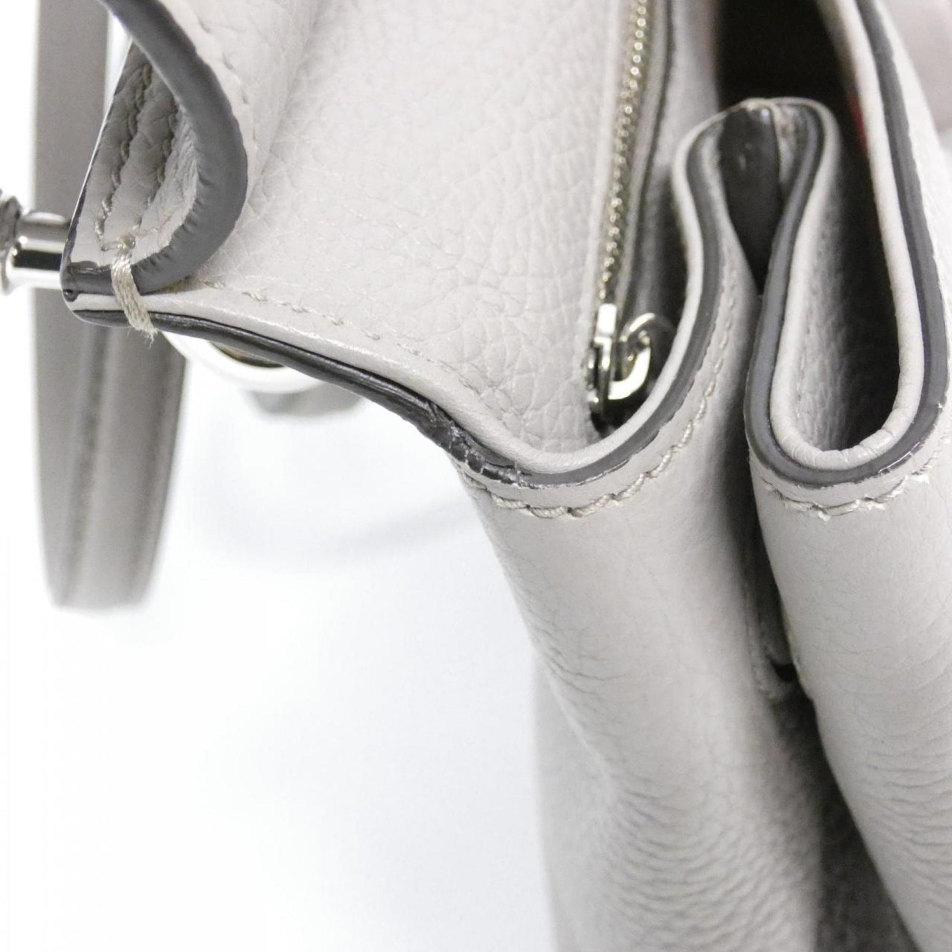 Gucci Light Gray Leather Handbag