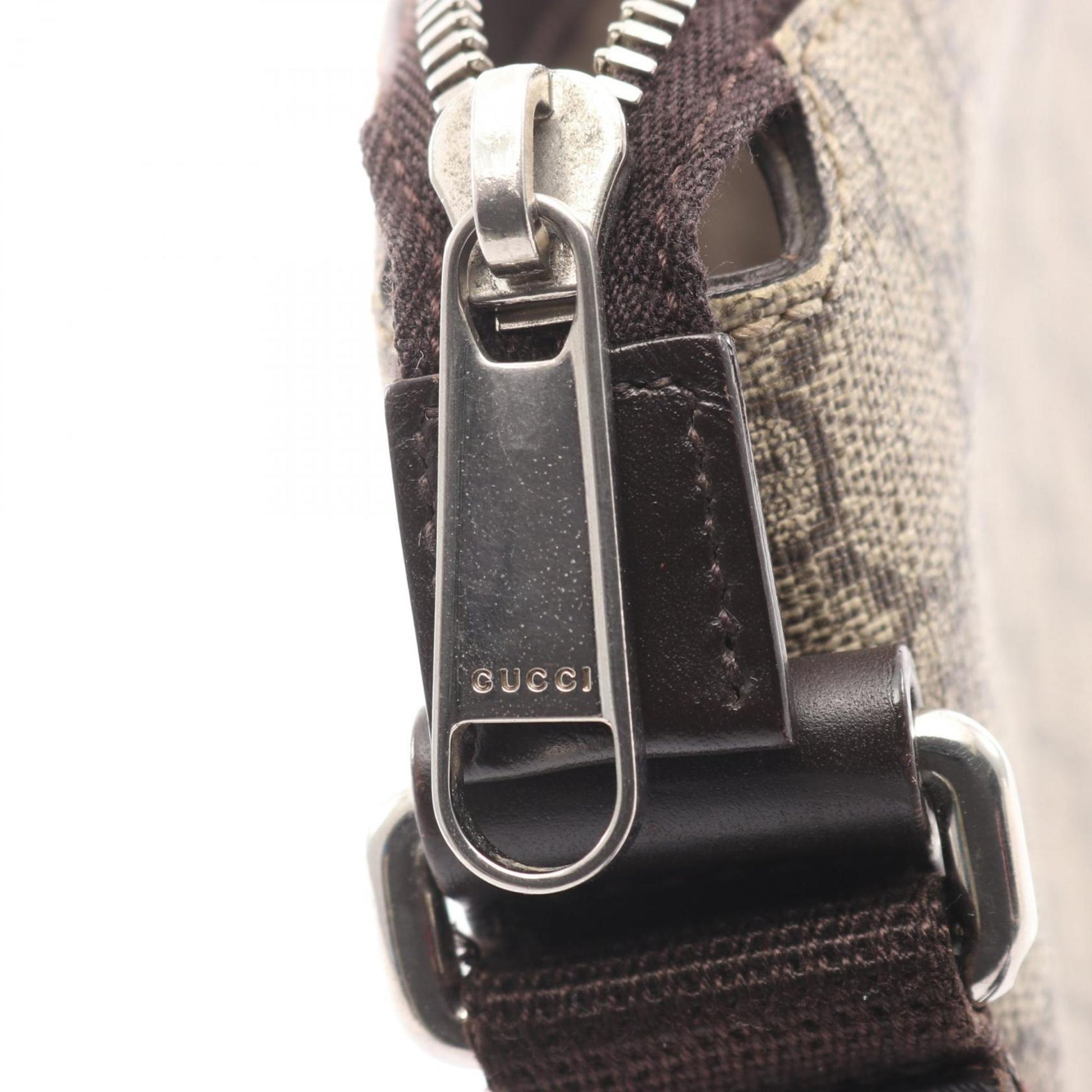 Gucci Beige Brown Gg Supreme Leather Shoulder Bag