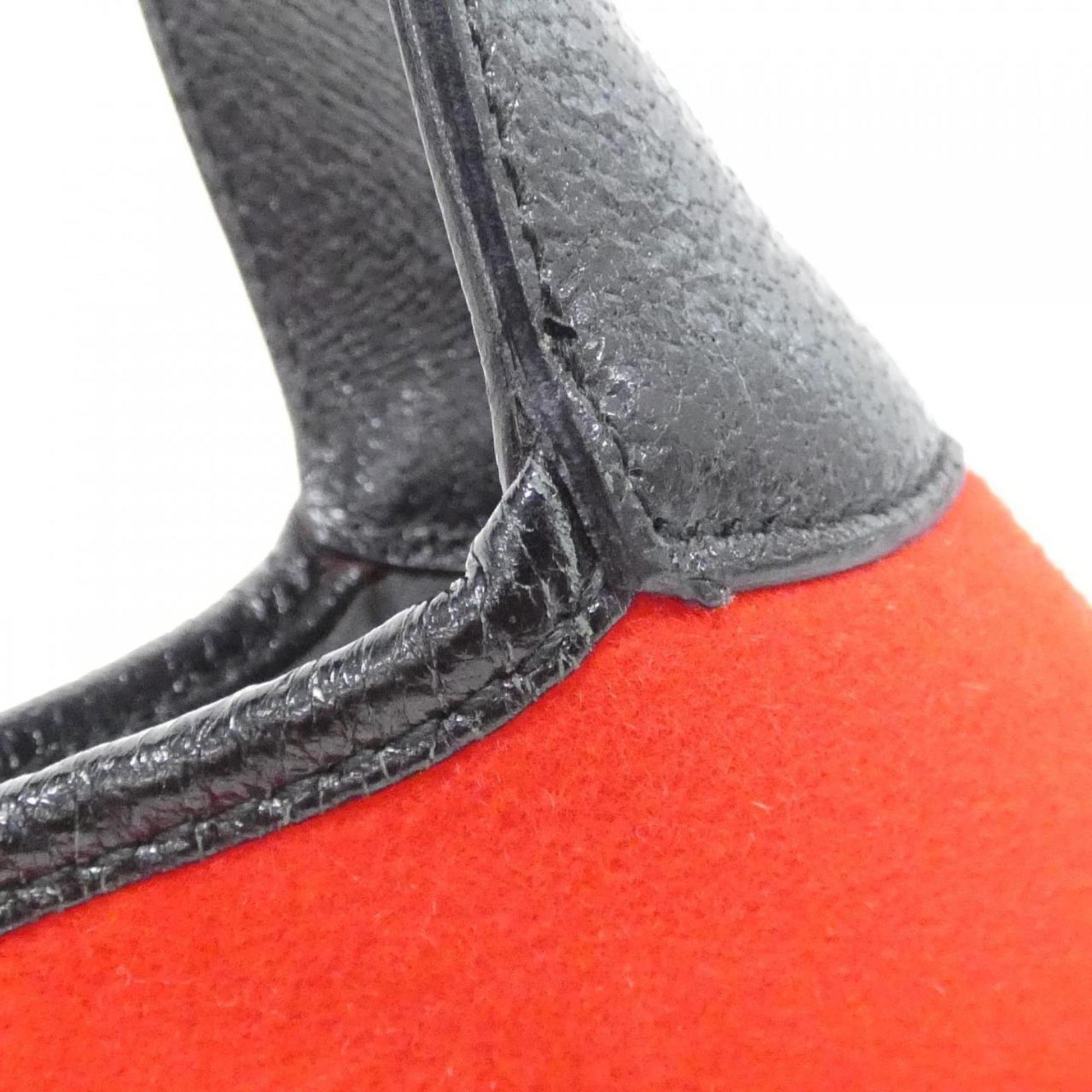 Gucci Black Red Color Felt Leather Shoulder Bag