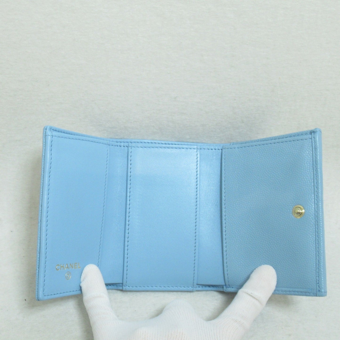 CHANEL Tri-Fold Wallet Blue Caviar Skin (Grained Calf)