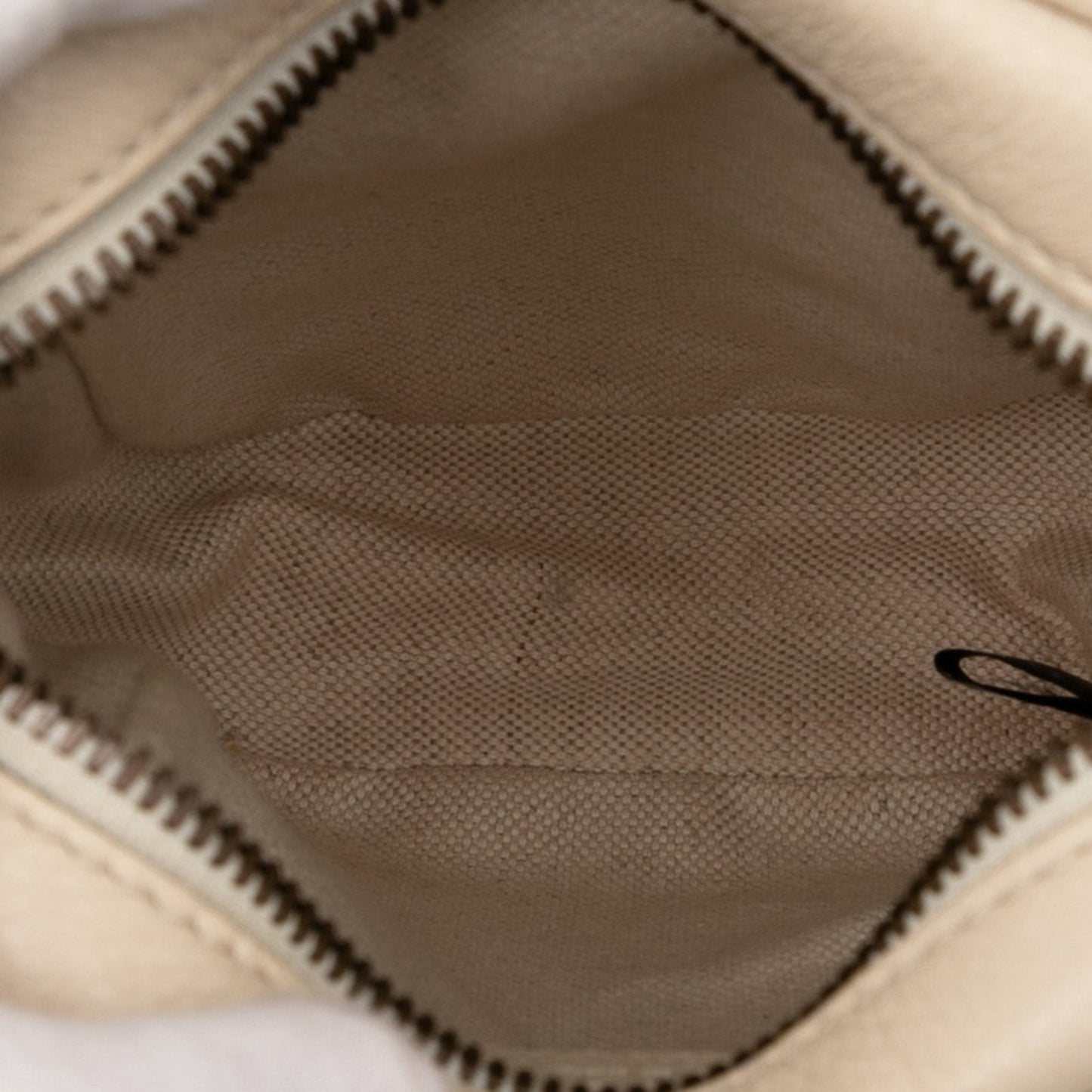Gucci Ivory Leather Shoulder Bag
