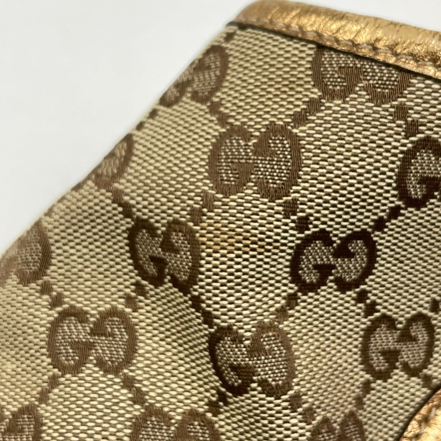 Gucci Beige Gold Gg Canvas Leather Shoulder Bag