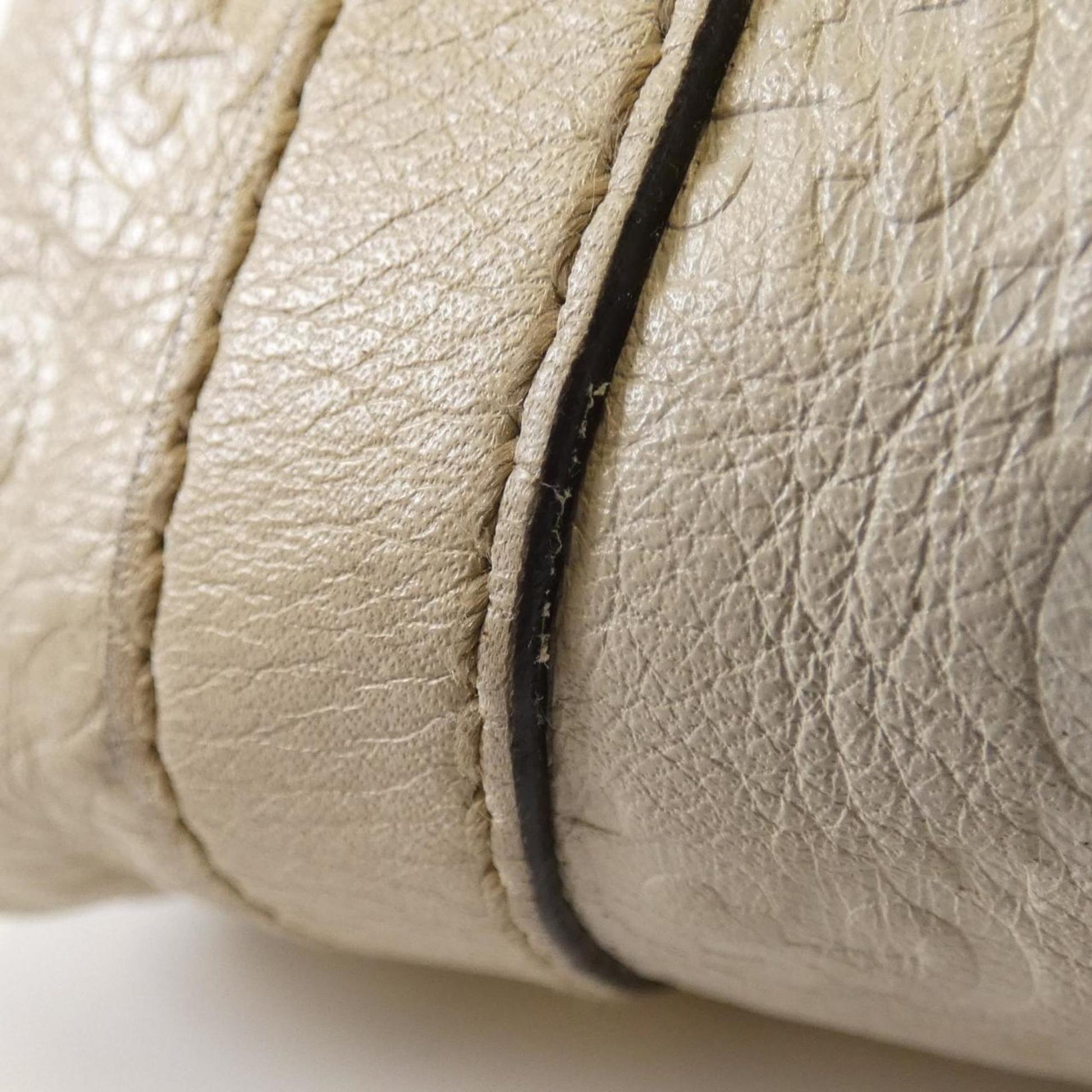 Gucci Ivory Leather Handbag