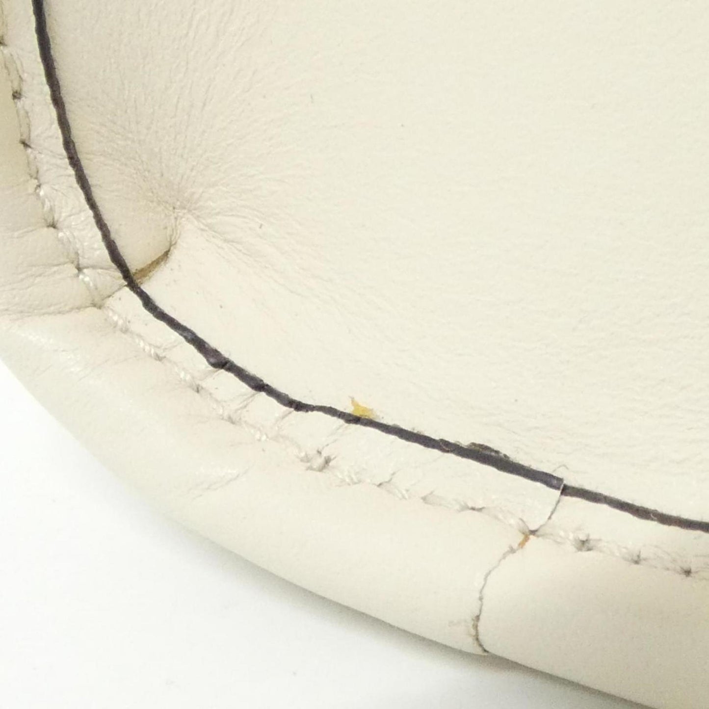 Gucci White Leather Handbag