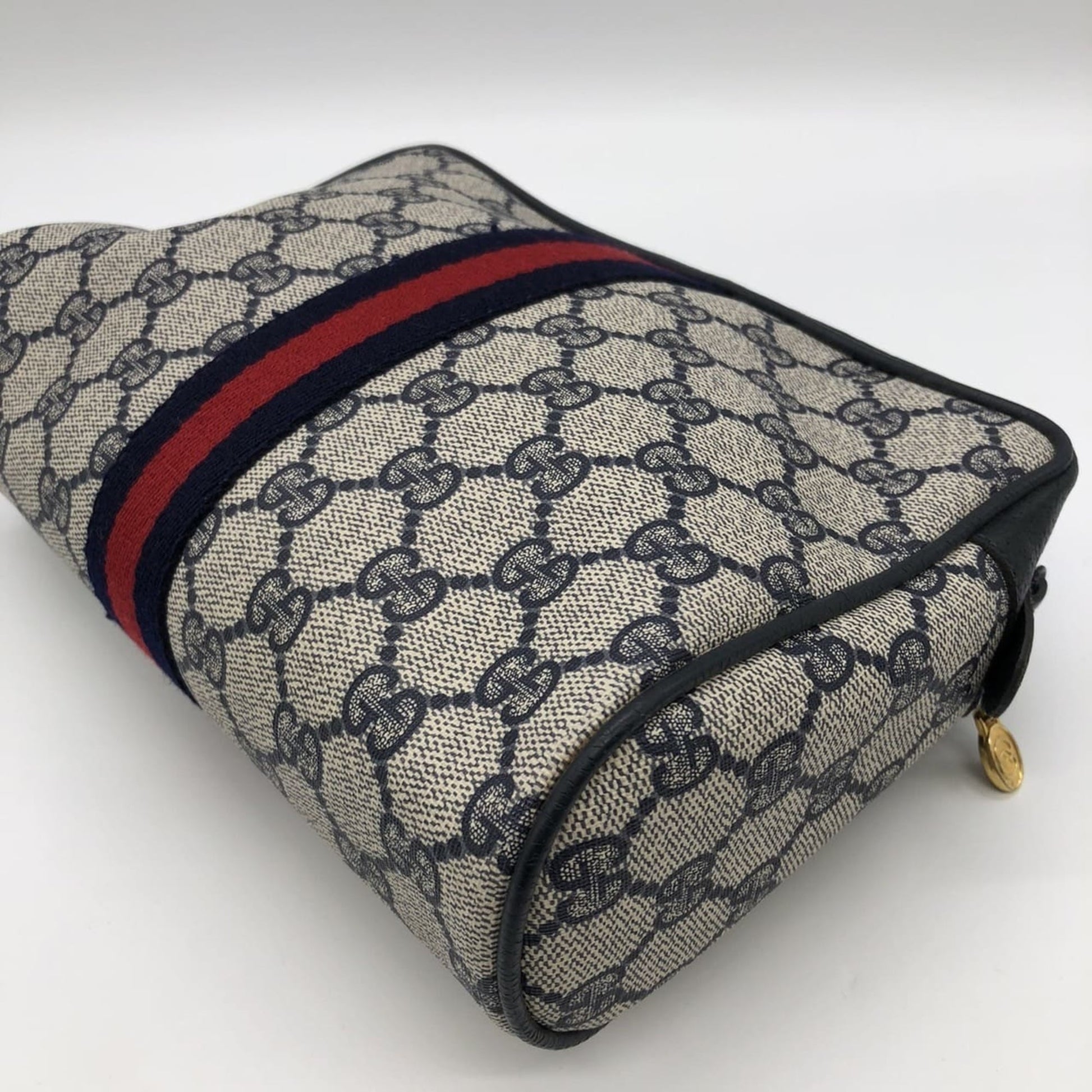 Gucci Navy Gg Supreme Clutch Bag Pouch