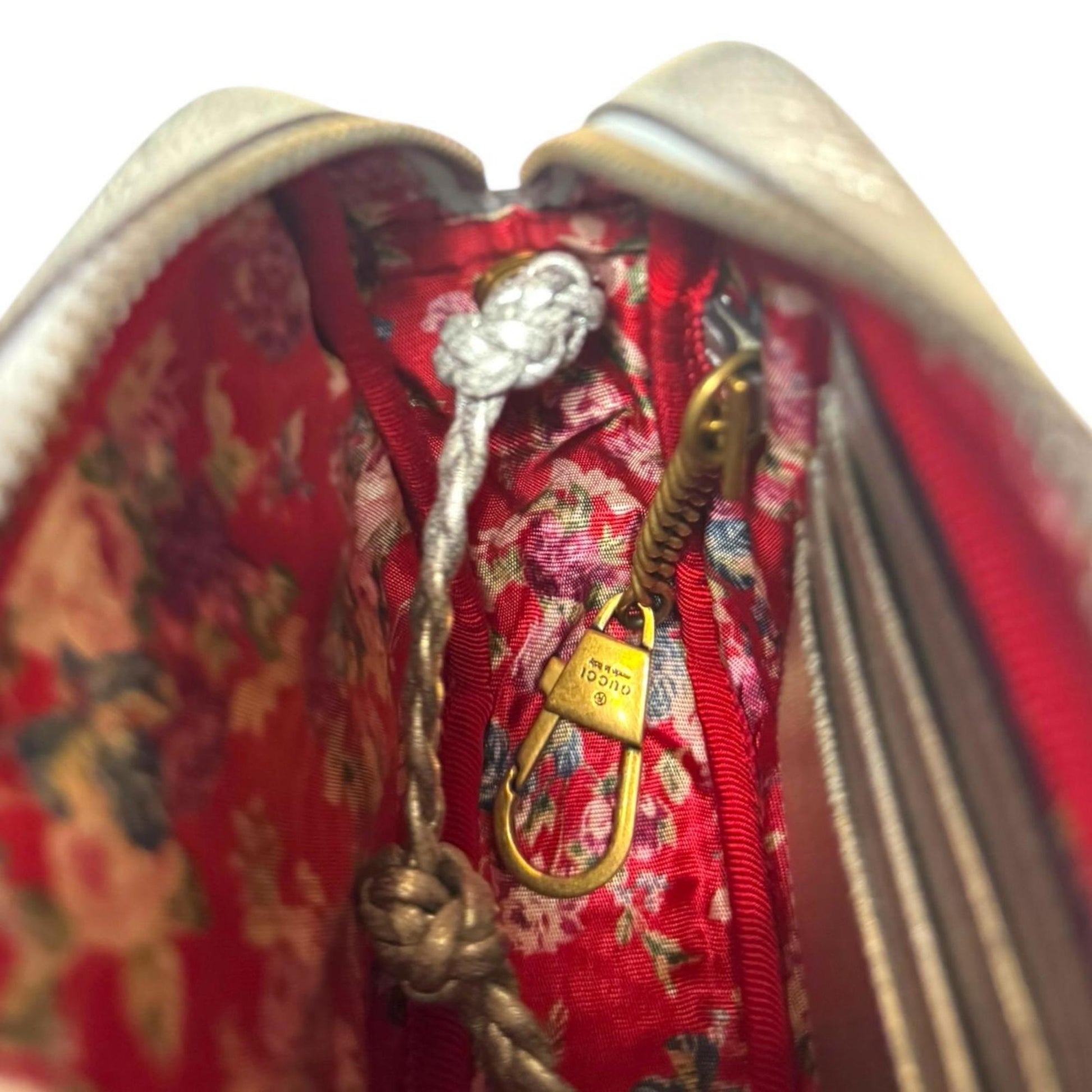 Gucci Silver Leather Shoulder Bag