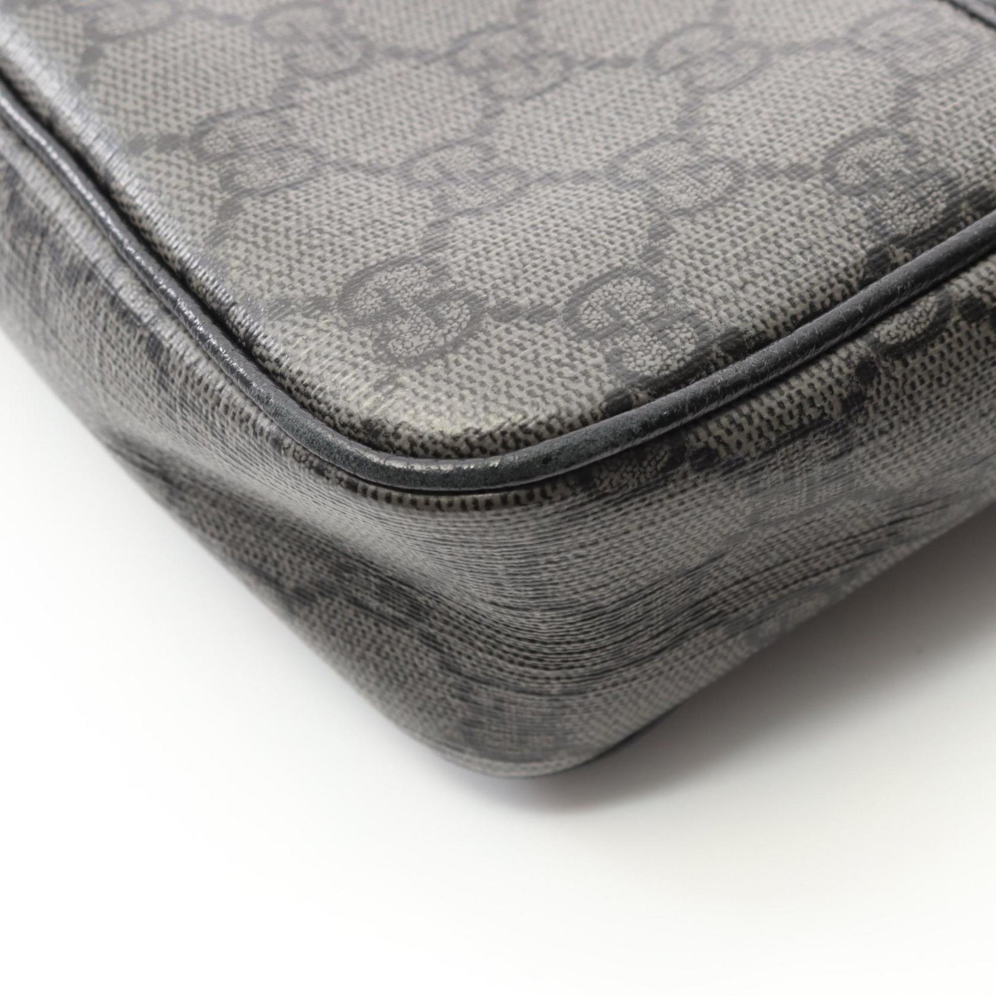 Gucci Black Gray Gg Supreme Shoulder Bag