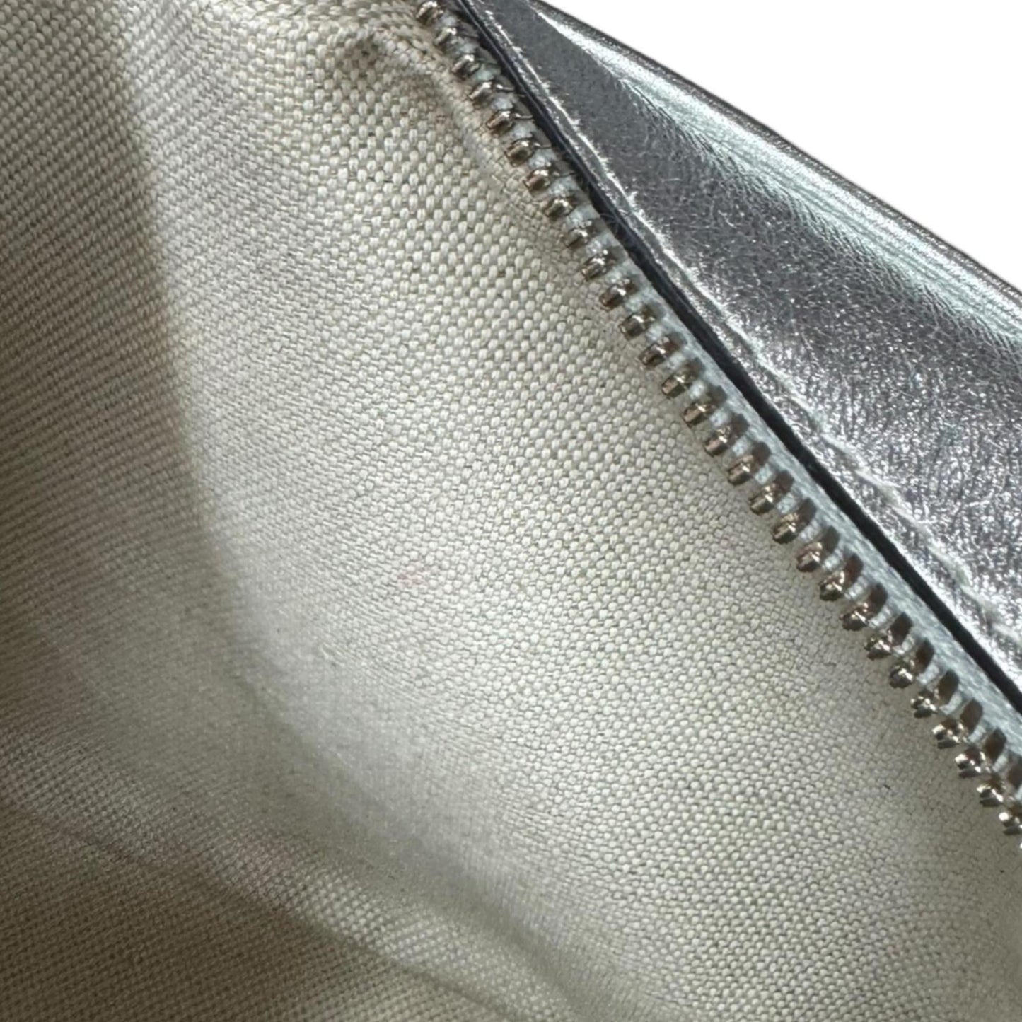 Gucci Silver Leather Shoulder Bag