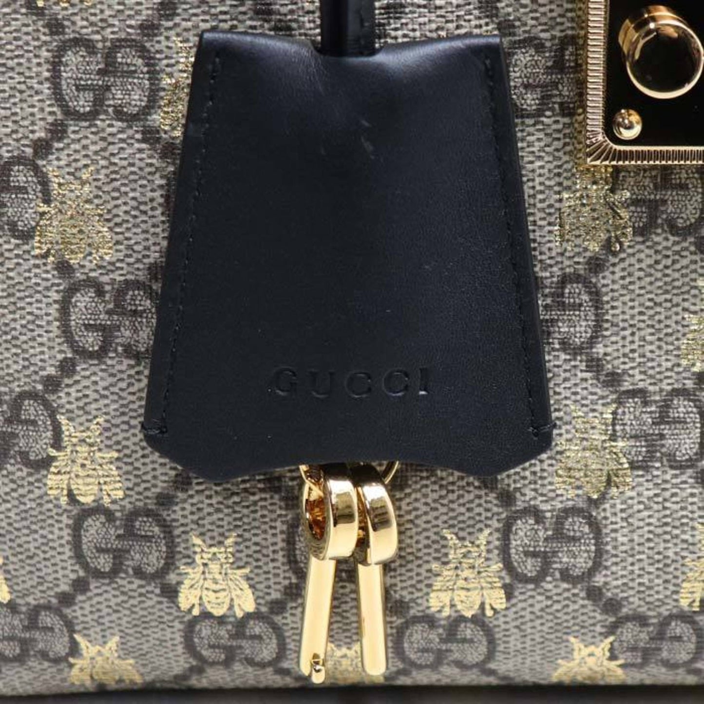 Gucci Beige Gg Supreme Leather Shoulder Bag