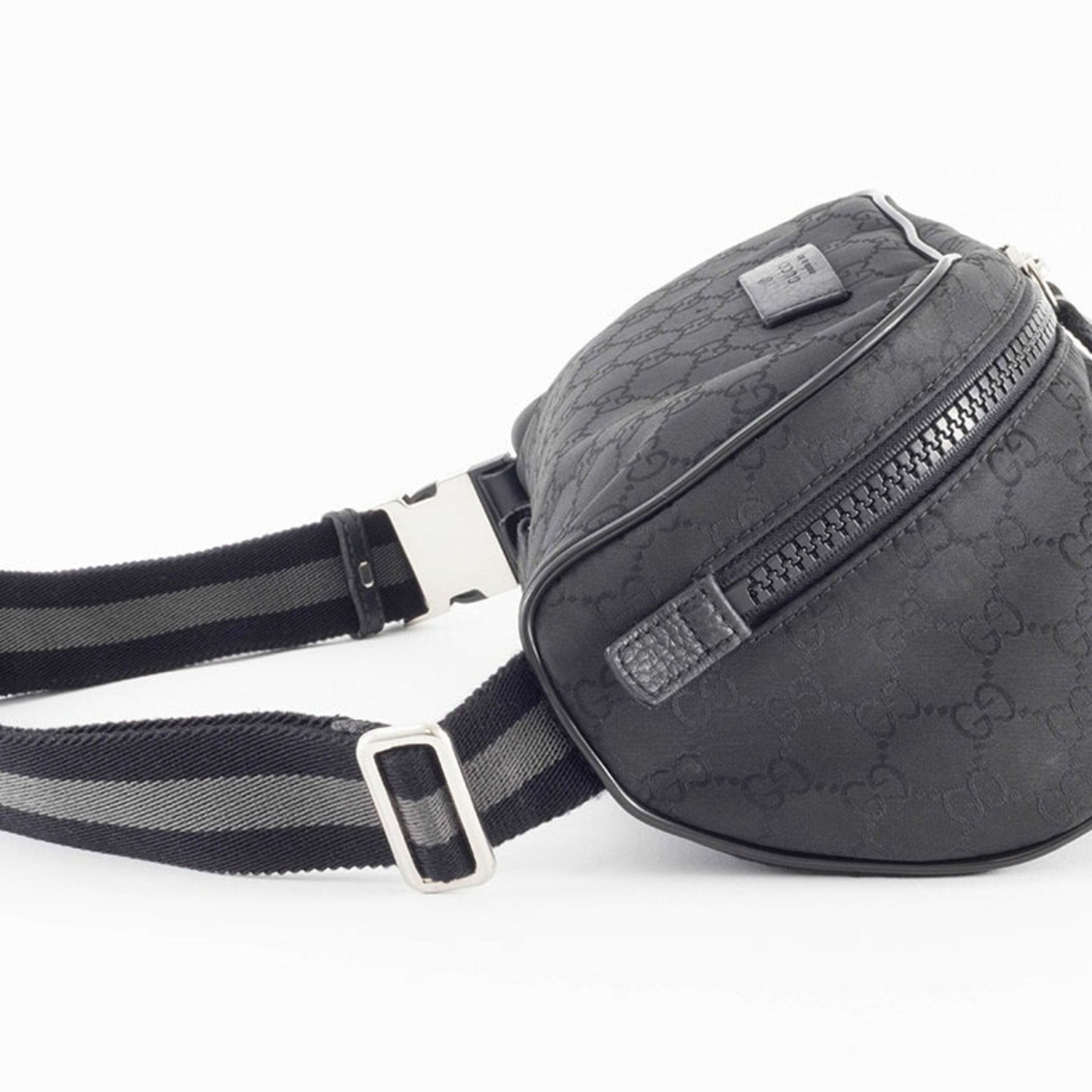 Gucci Black Nylon Pochette Shoulder Bag Sling Bag