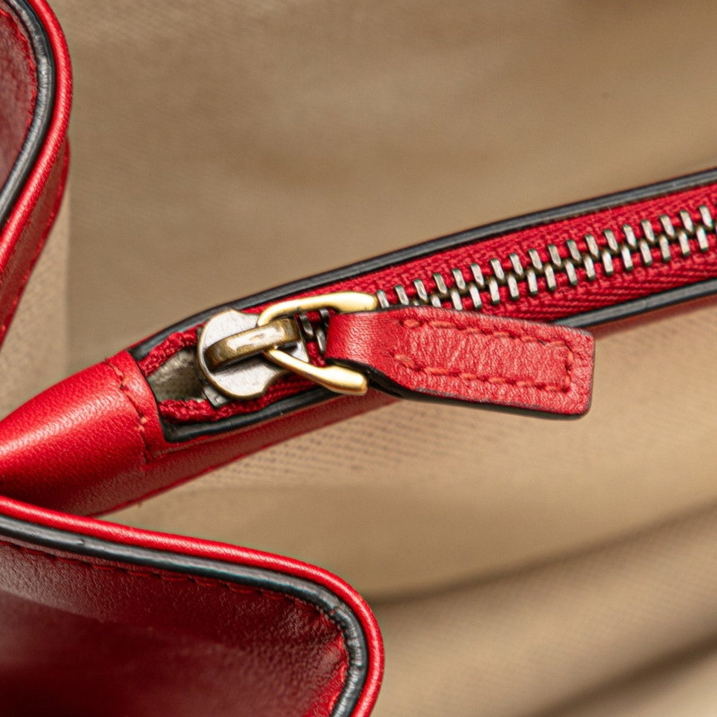 Gucci Red Color Leather Handbag Shoulder Bag