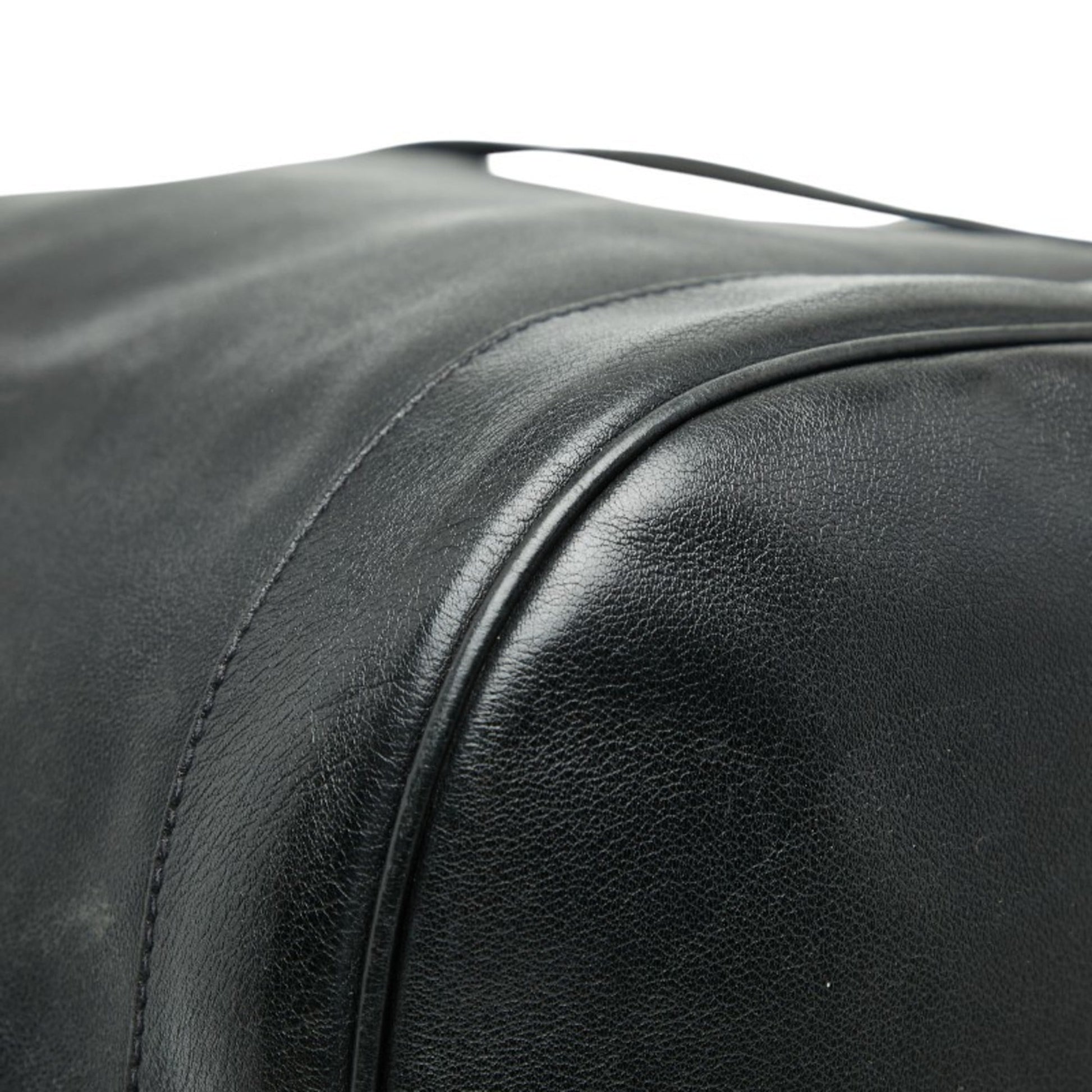 Gucci Black Leather Shoulder Bag Sling Bag