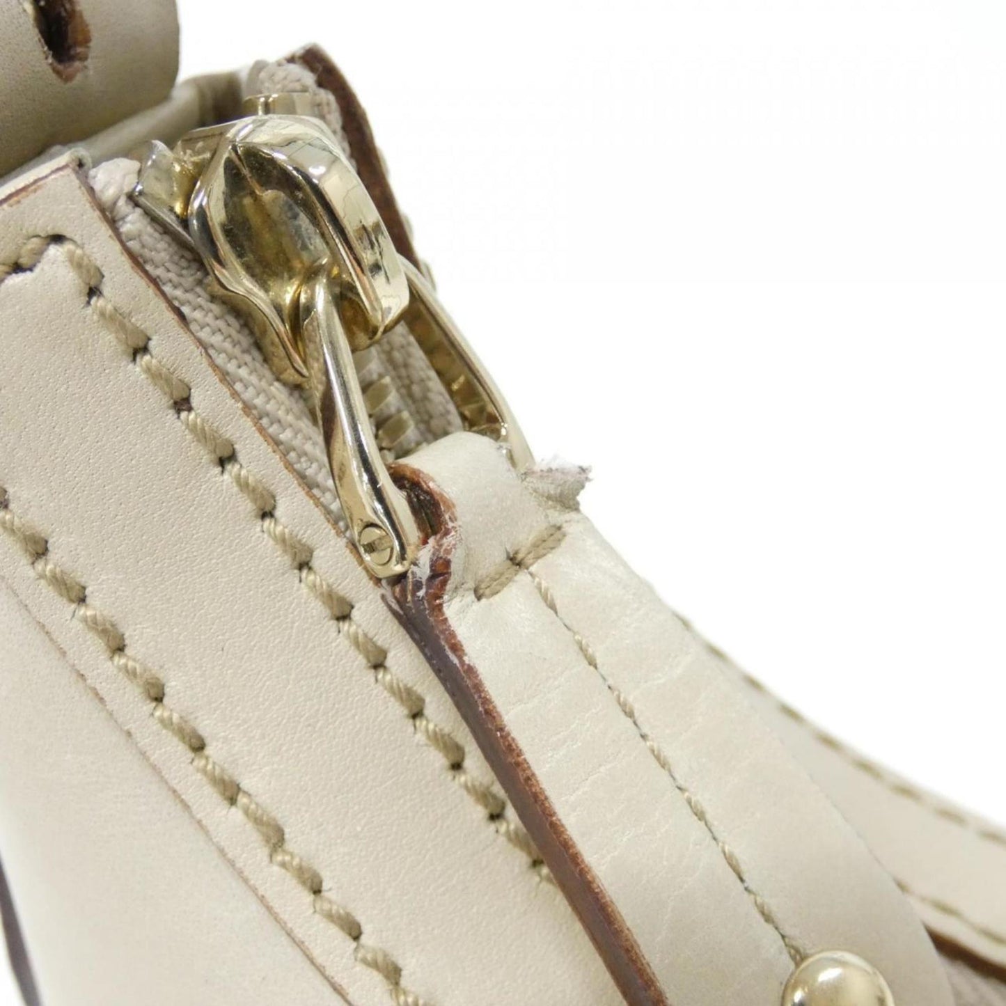 Gucci Ivory Leather Shoulder Bag
