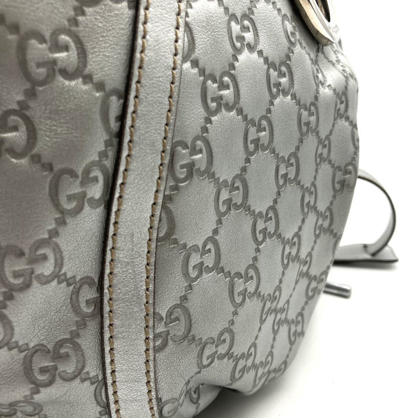 Gucci Abbey Silver Leather Shoulder Bag