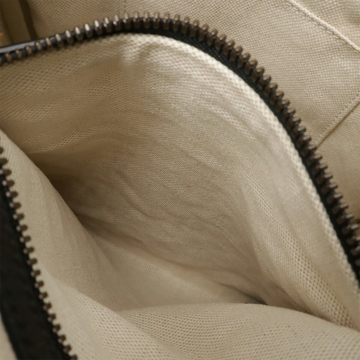 Gucci Black Leather Shoulder Bag