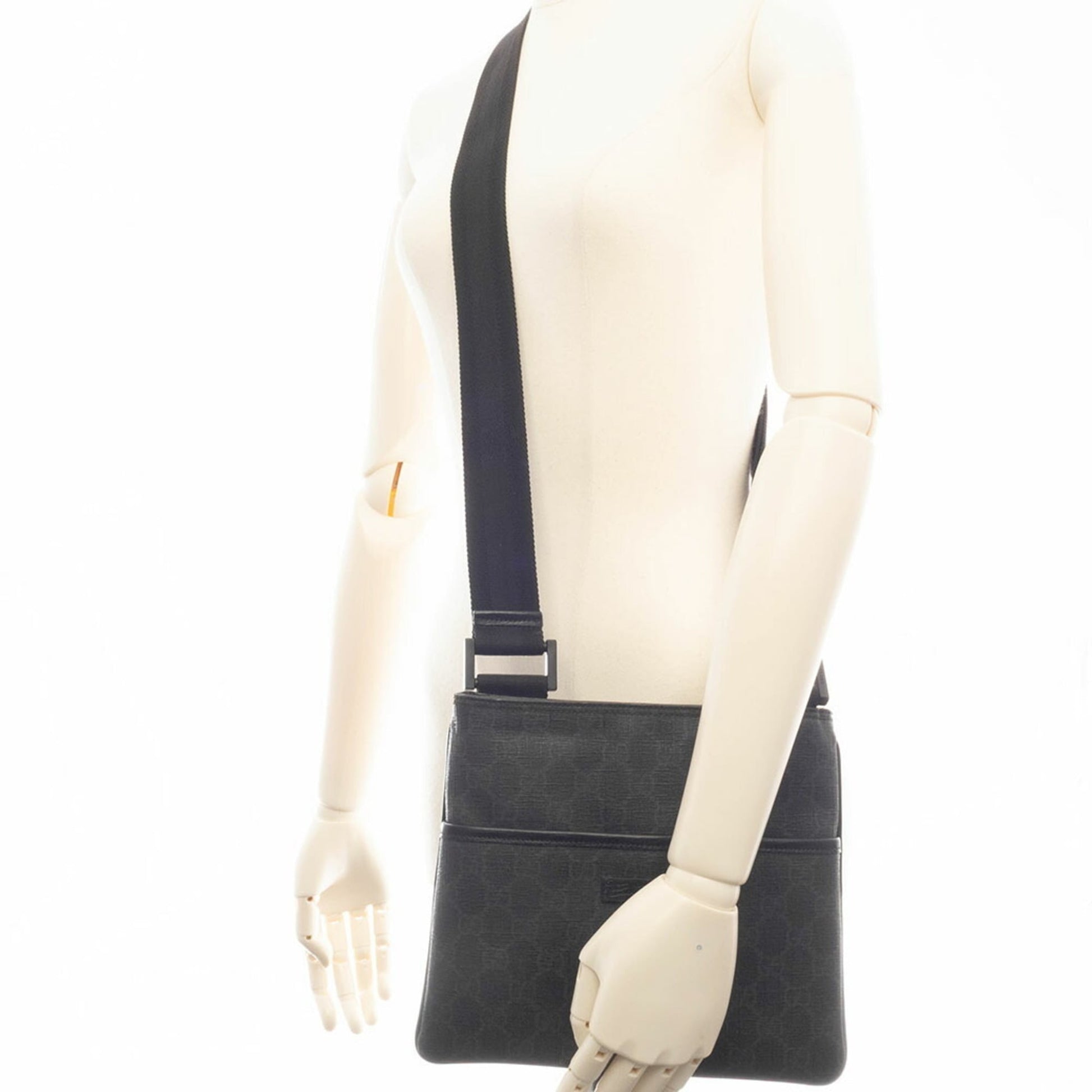 Gucci Gray Gg Supreme Leather Shoulder Bag