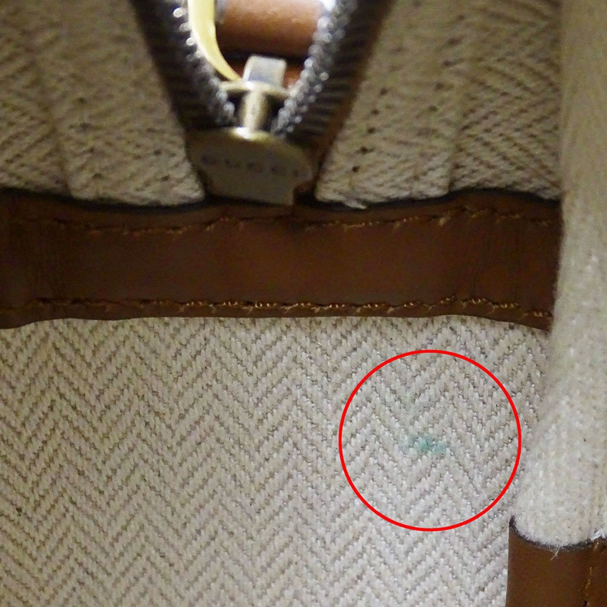 Gucci Beige Brown Gg Supreme Shoulder Bag